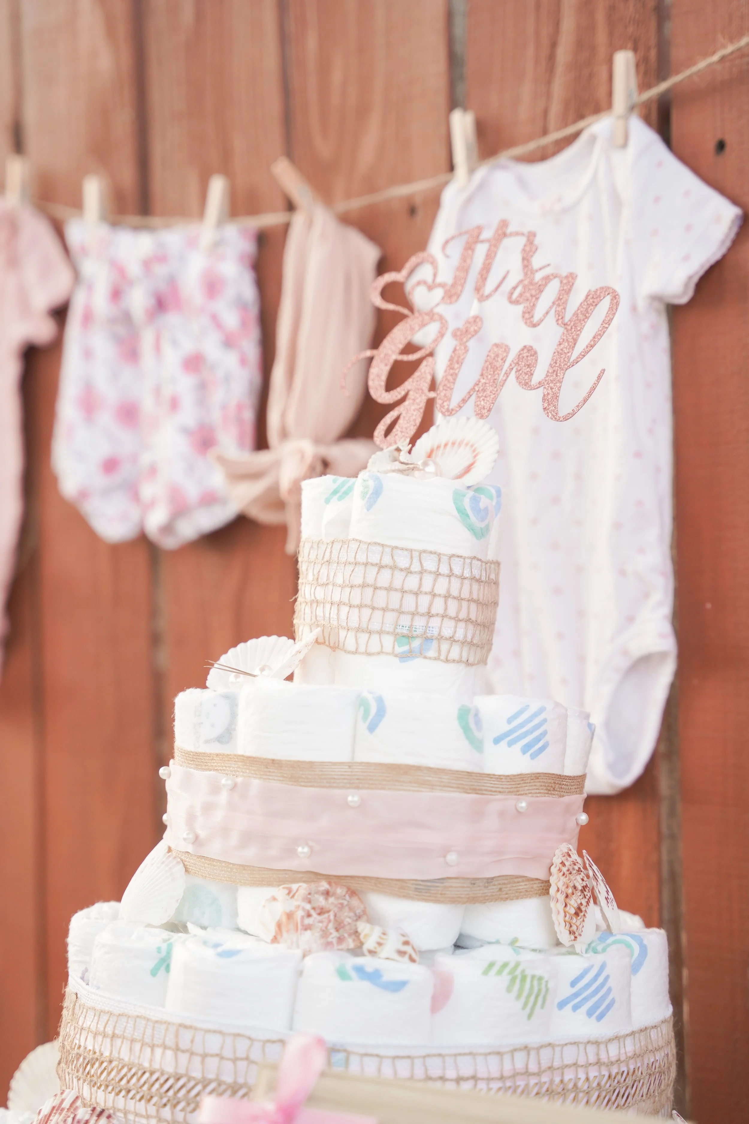 Beautiful moments from a heartfelt baby shower in La Mesa, San Diego. Captured with our Milestone Photography Package — perfect for maternity sessions, baby showers, and every celebration in between.