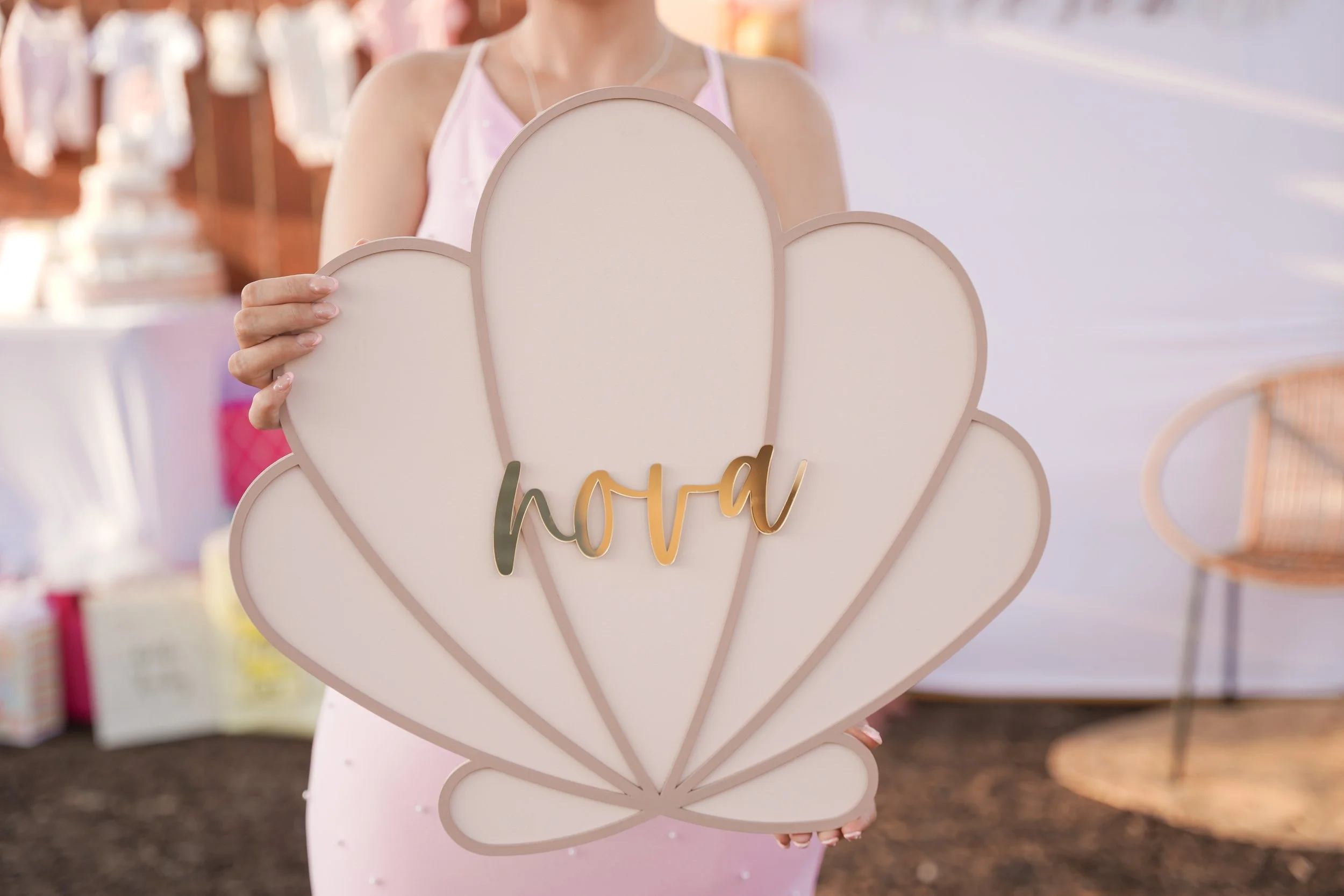 Beautiful moments from a heartfelt baby shower in La Mesa, San Diego. Captured with our Milestone Photography Package — perfect for maternity sessions, baby showers, and every celebration in between.