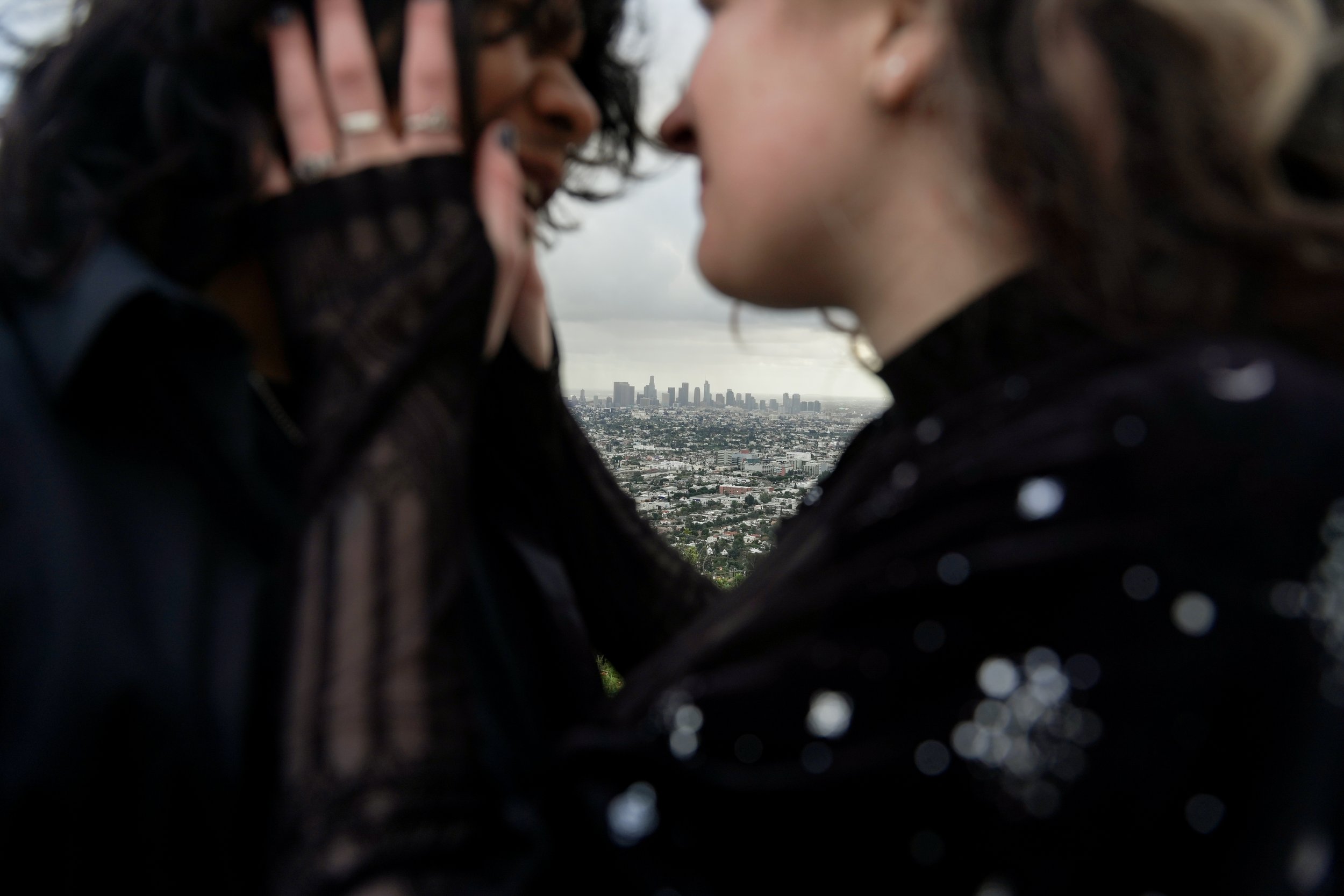 How to Plan a Surprise Proposal at Griffith Observatory Hiking Trails (Hidden Gem in Los Angeles)