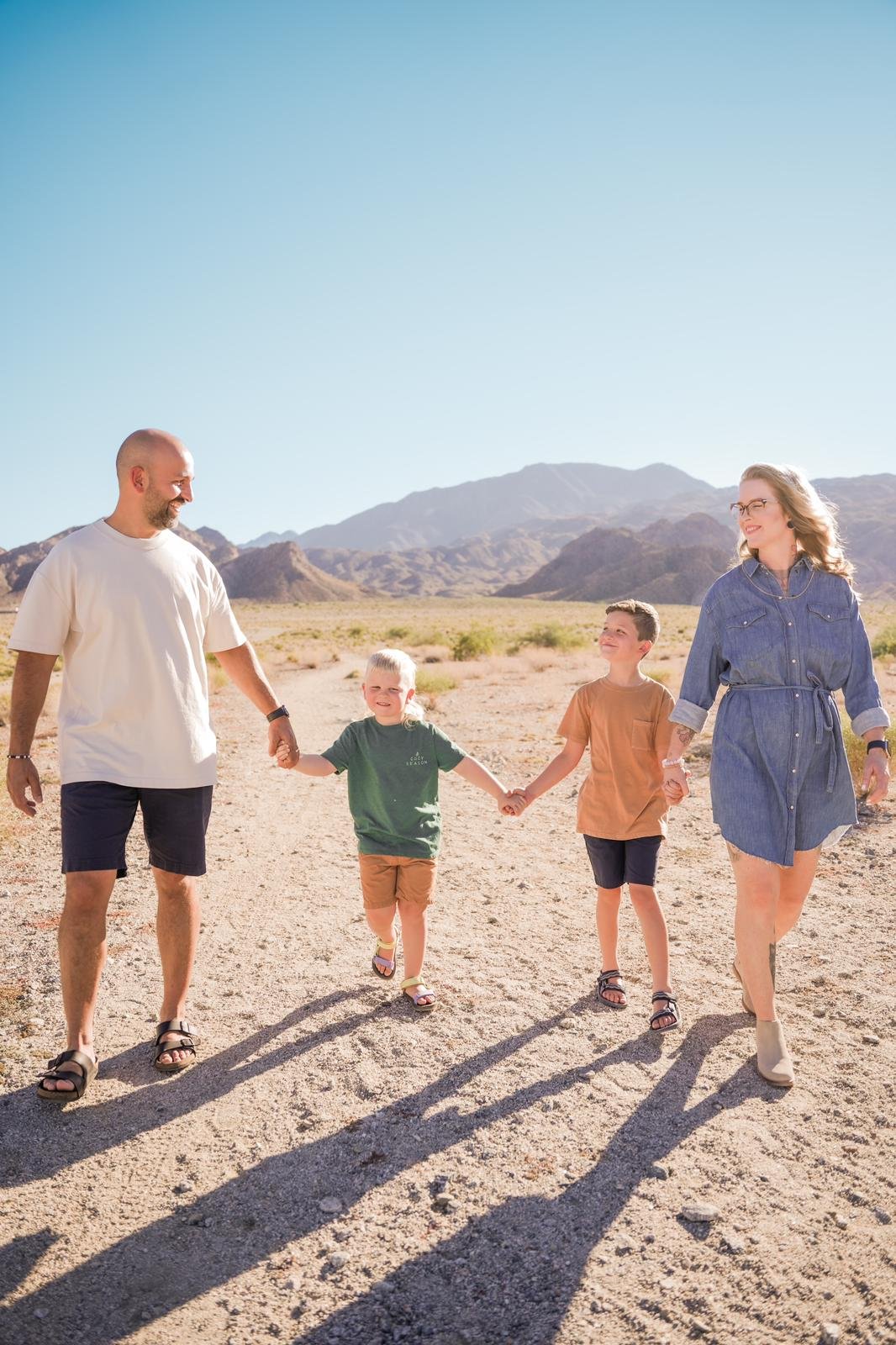 Family and children’s photography capturing summer road trip magic through the high desert—Palm Springs to Joshua Tree. Timeless memories, laughter, and adventure in every frame.