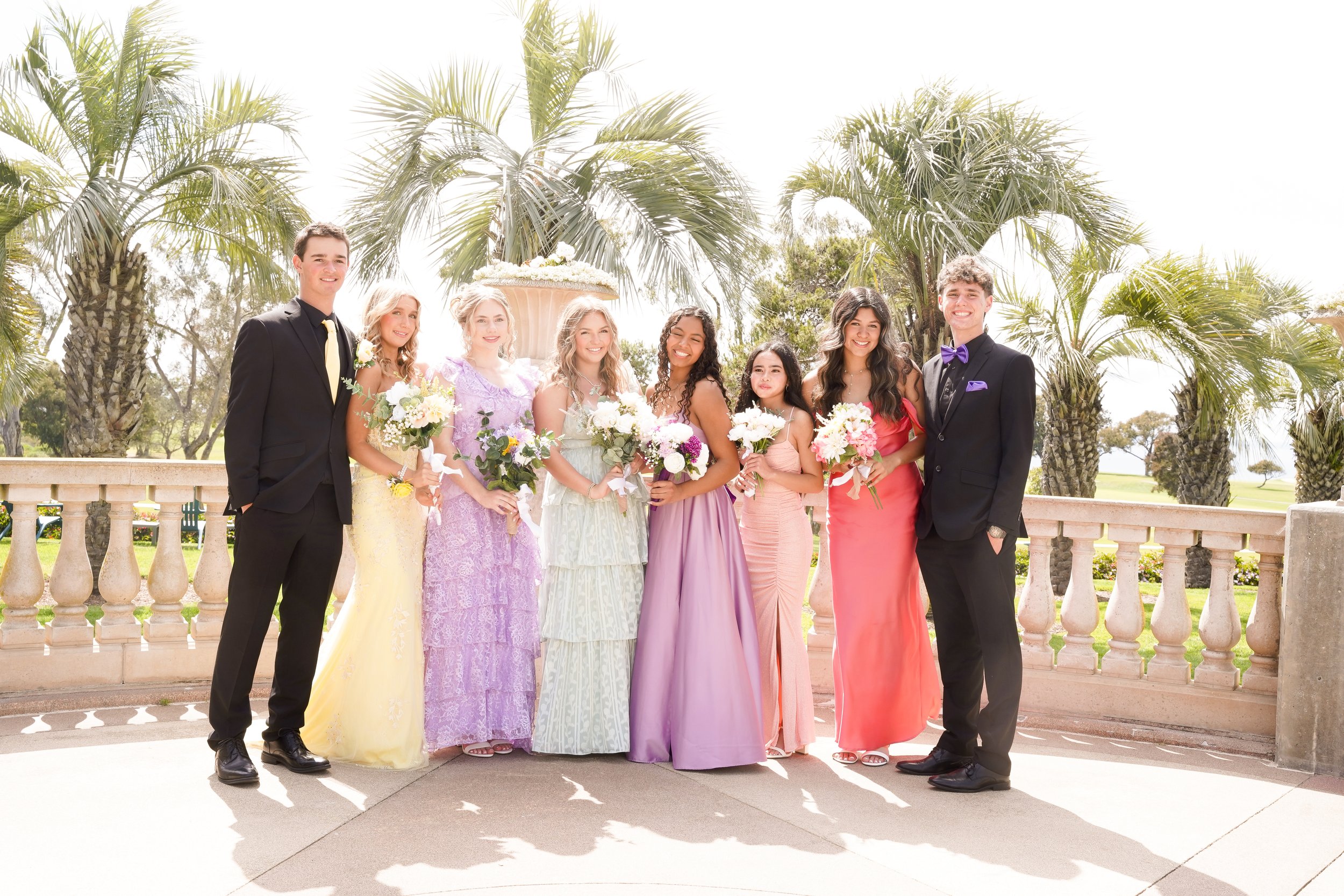 A group of friends, dressed to the nines and ready to make memories that last a lifetime—this prom photography session in La Jolla, San Diego captured all the laughter, style, and joy of a night they’ll never forget.