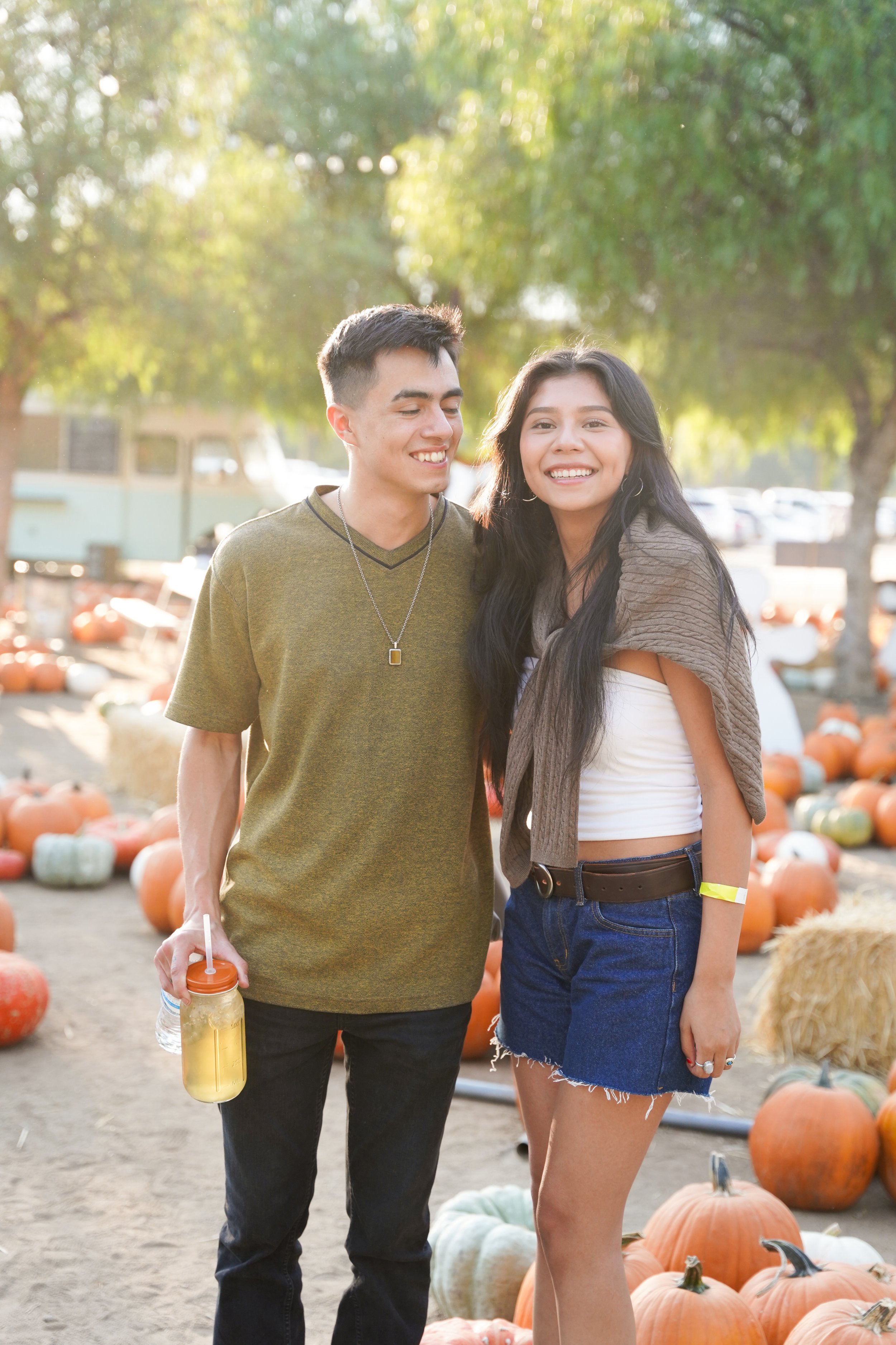 Love in full bloom at the pumpkin patch in Temecula! This cozy couples portrait session captured sweet moments, autumn colors, and seasonal charm—perfect for celebrating love in Southern California’s fall sunshine.