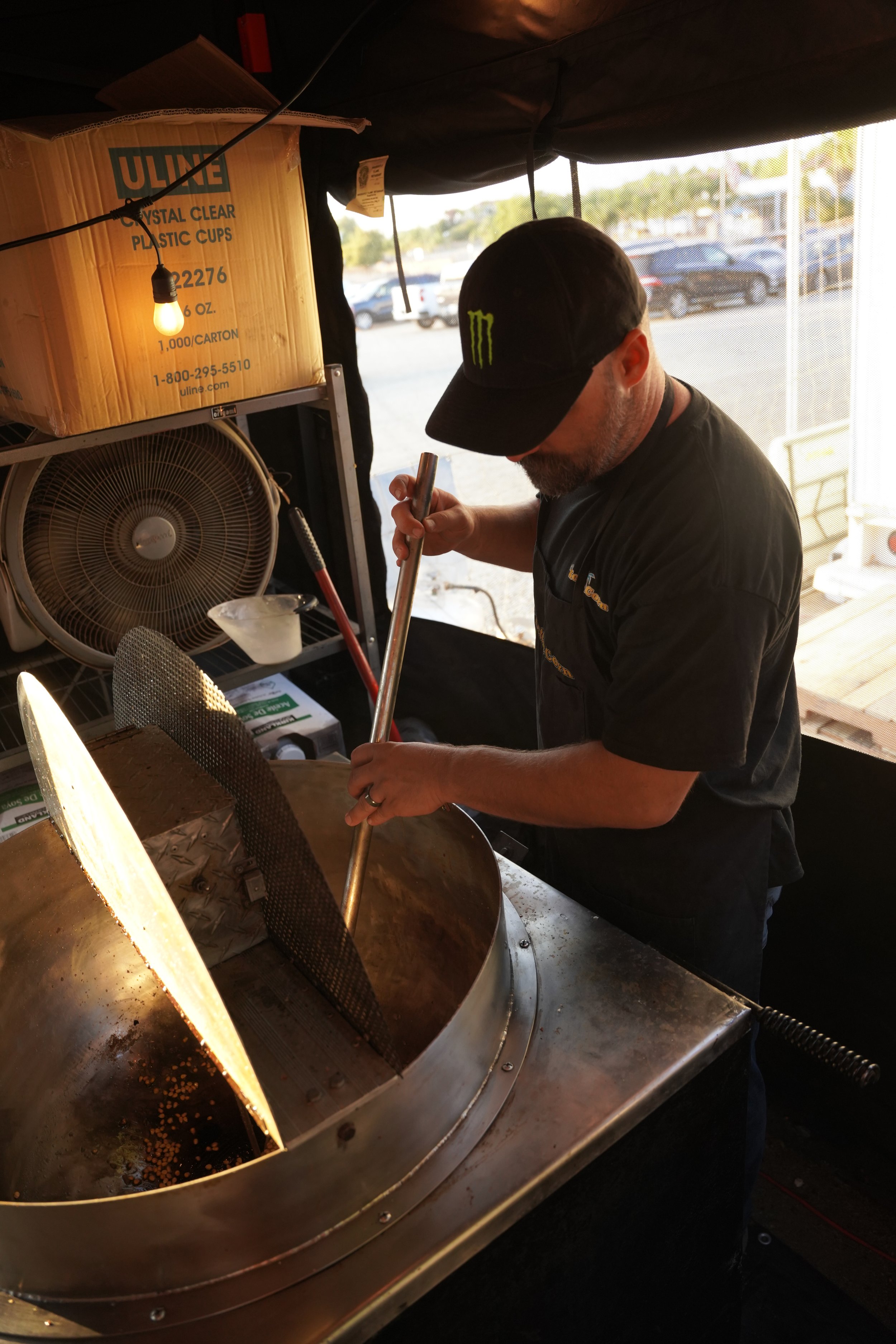 Commercial photography for Cali Kettle Corn at Peltzer Farm in Temecula—capturing charm, flavor, and farm vibes.