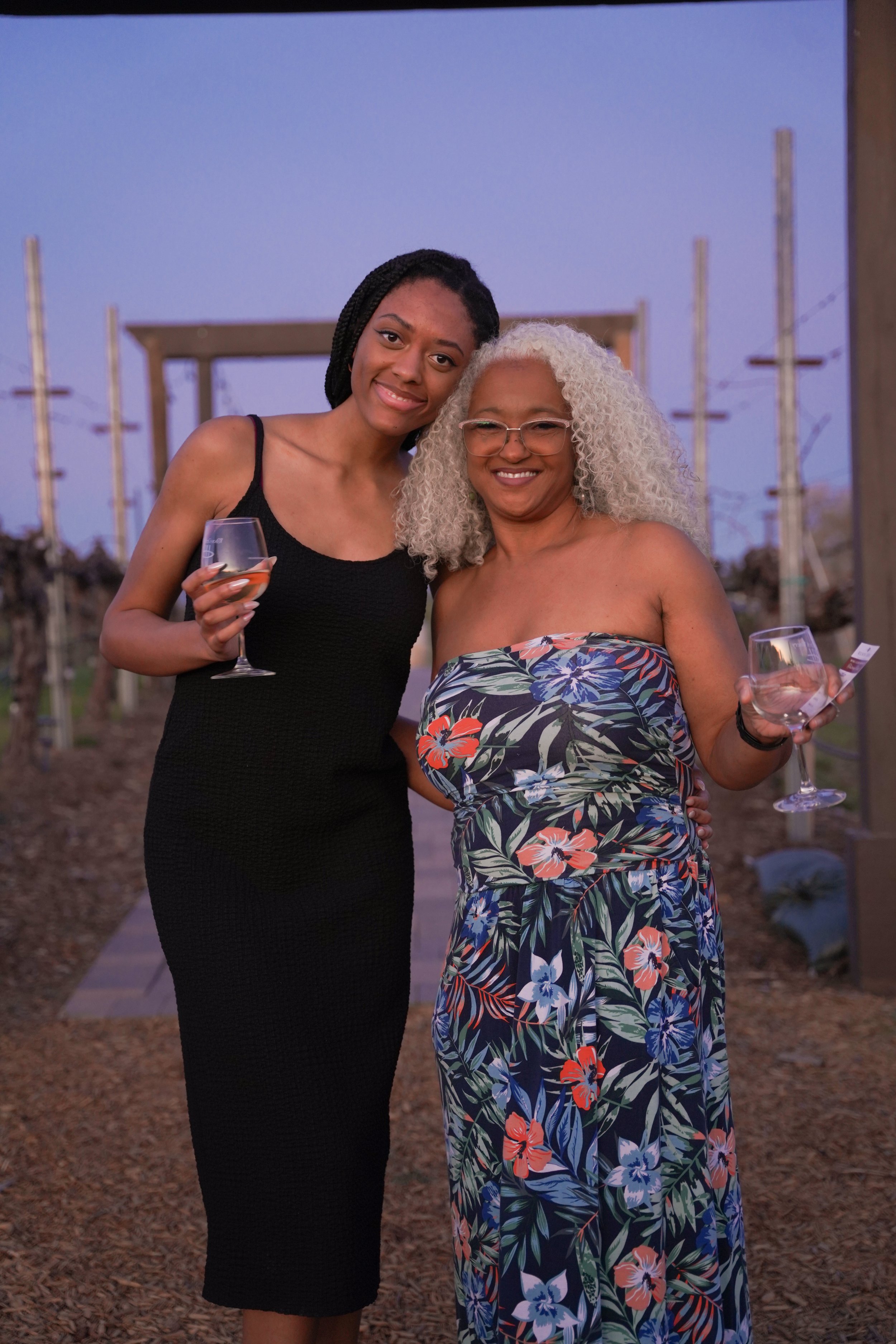 Family photography during golden hour—capturing laughter, love, and a glass of wine as the sun sets. Warm, candid moments you’ll treasure forever.