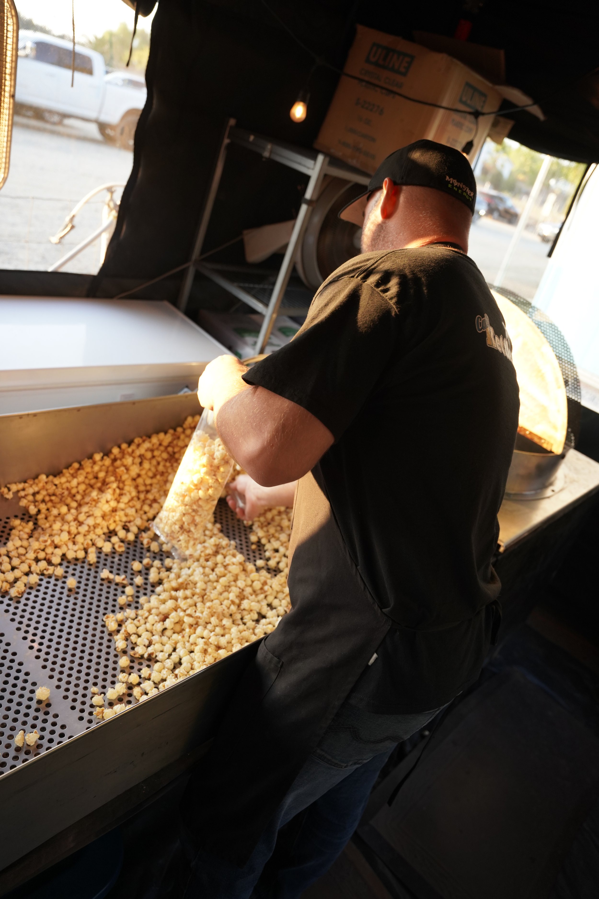 Commercial photography for Cali Kettle Corn at Peltzer Farm in Temecula—capturing charm, flavor, and farm vibes.