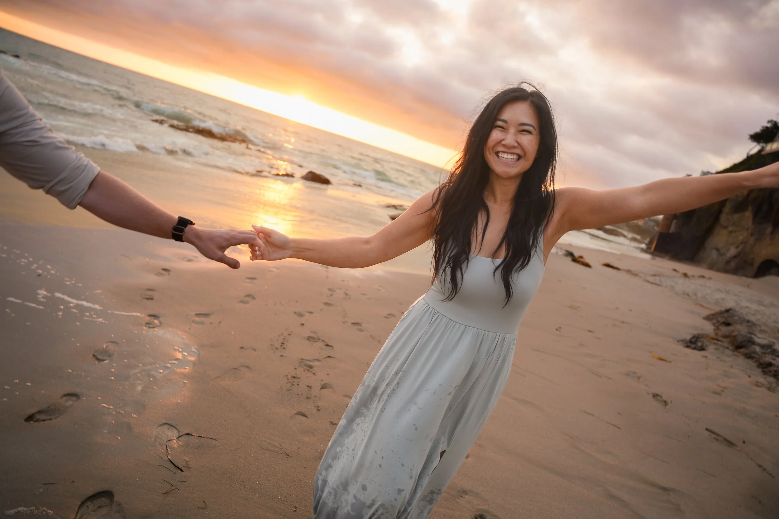 Romantic Victoria Beach Engagement Photos