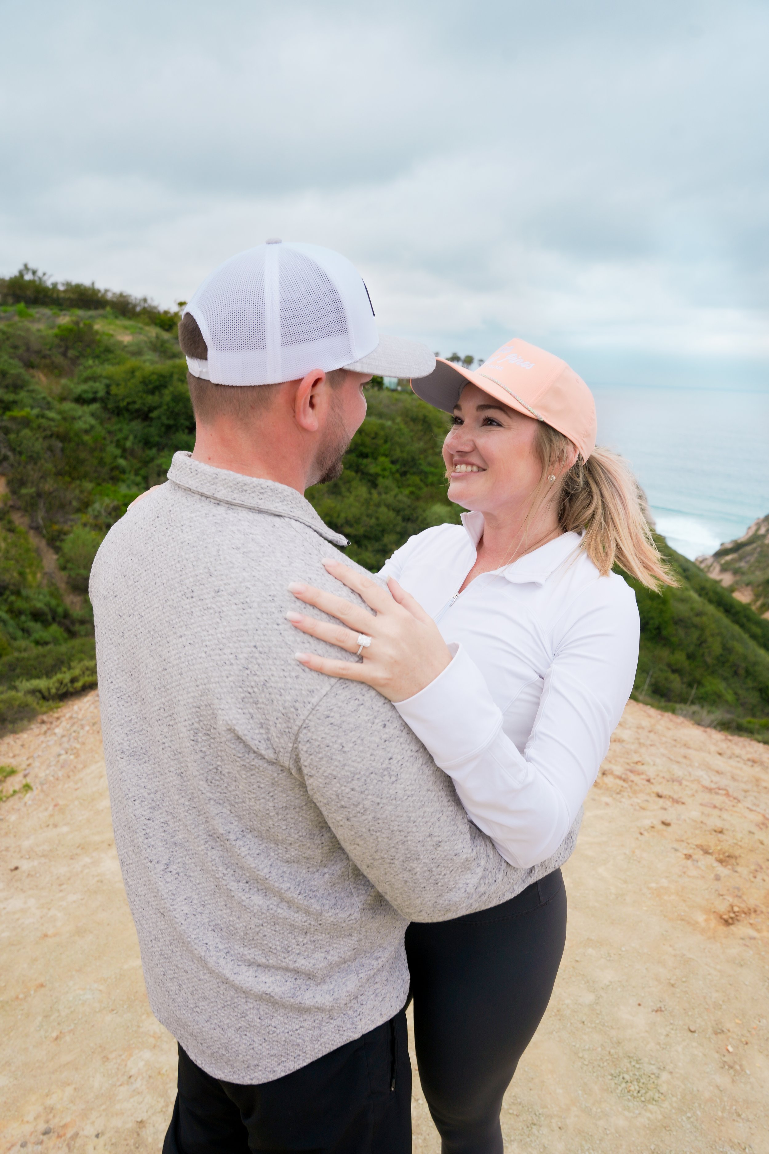 From a 9AM Instagram message to a 5PM surprise proposal on the Saigon Trail in La Jolla—this one was truly last minute. No meetings, just a lot of trust, charged gear, and coffee-fueled planning on the road. We pretended to be tourists, snapping land