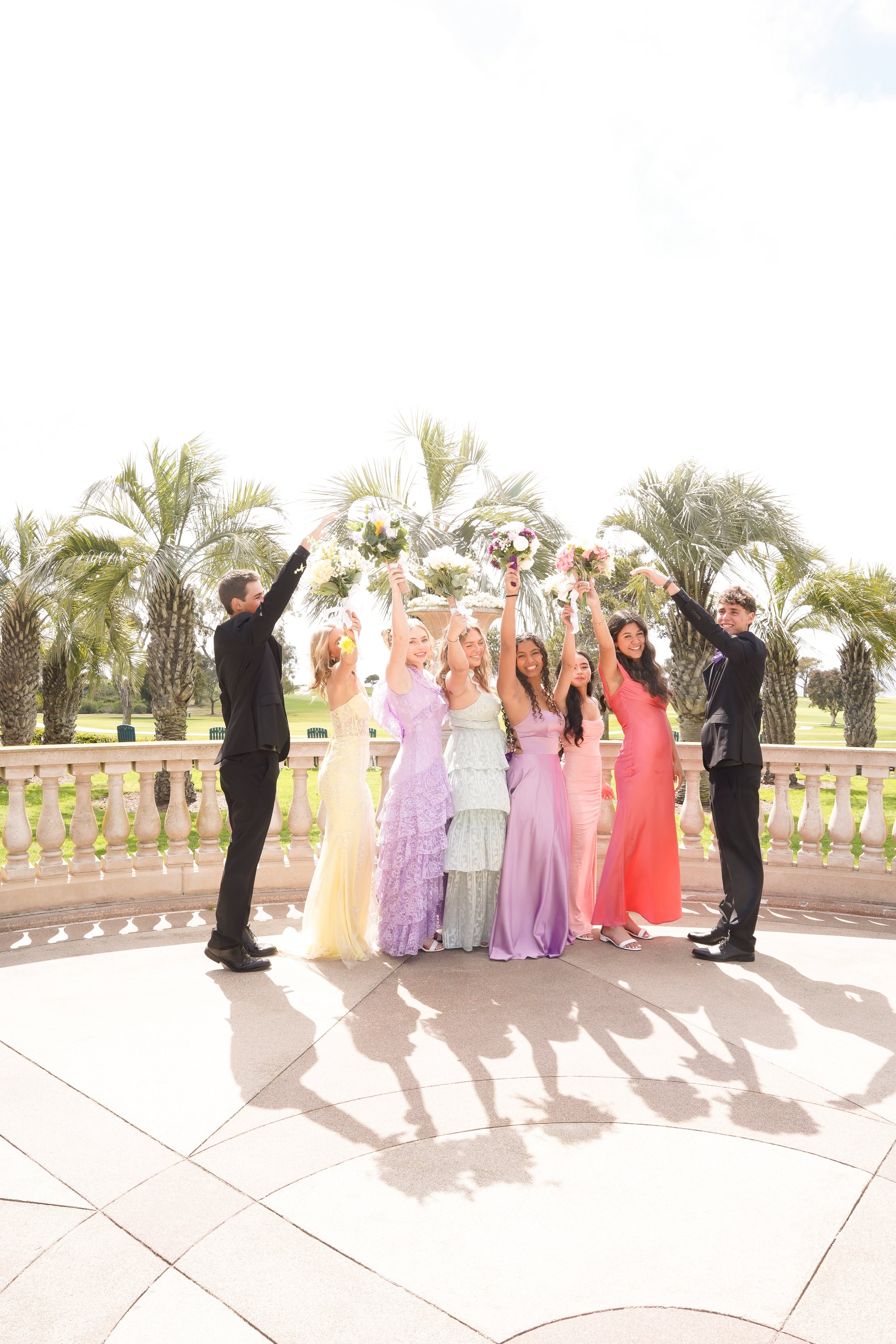 A group of friends, dressed to the nines and ready to make memories that last a lifetime—this prom photography session in La Jolla, San Diego captured all the laughter, style, and joy of a night they’ll never forget.
