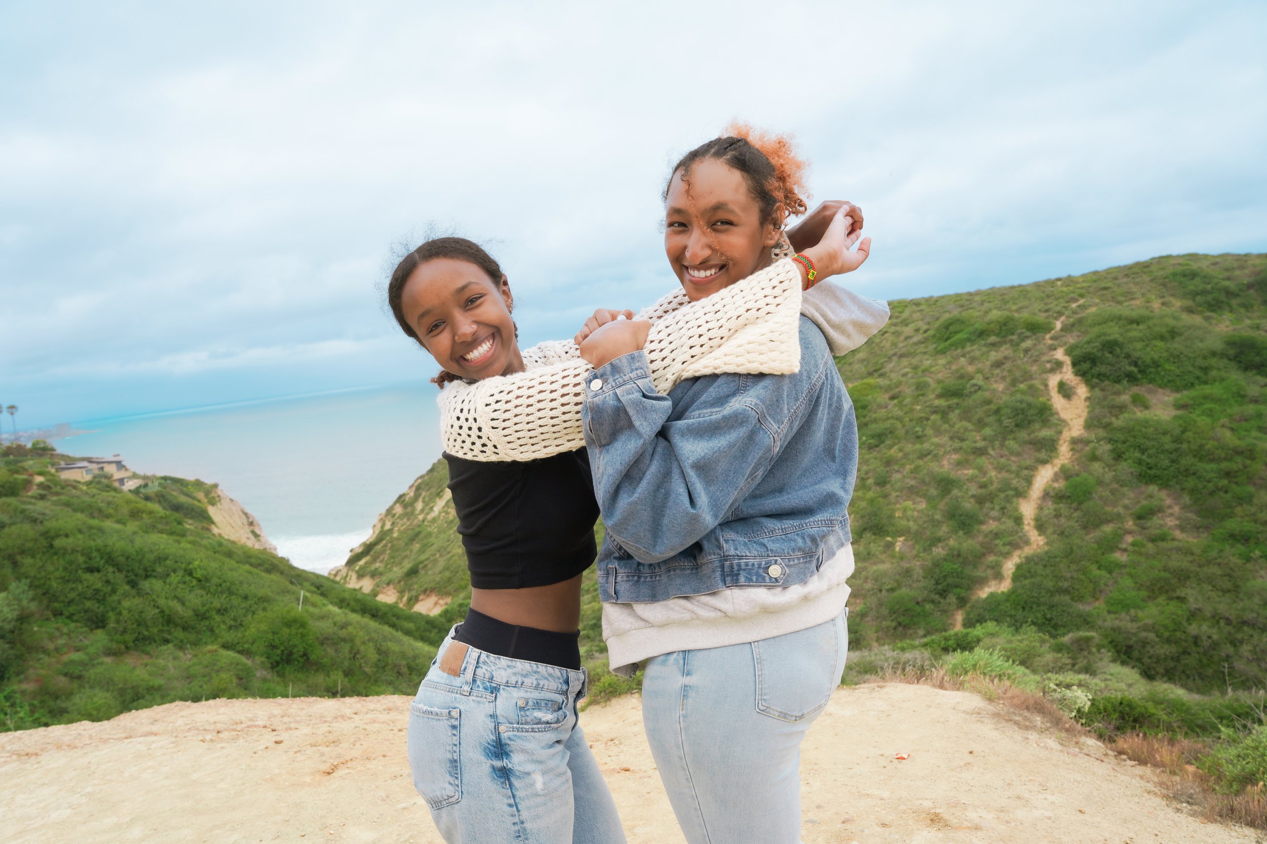 Friendship, fresh air, and an ocean view—some moments are simple, beautiful, and worth remembering. Shot on the Saigon Trail in La Jolla.