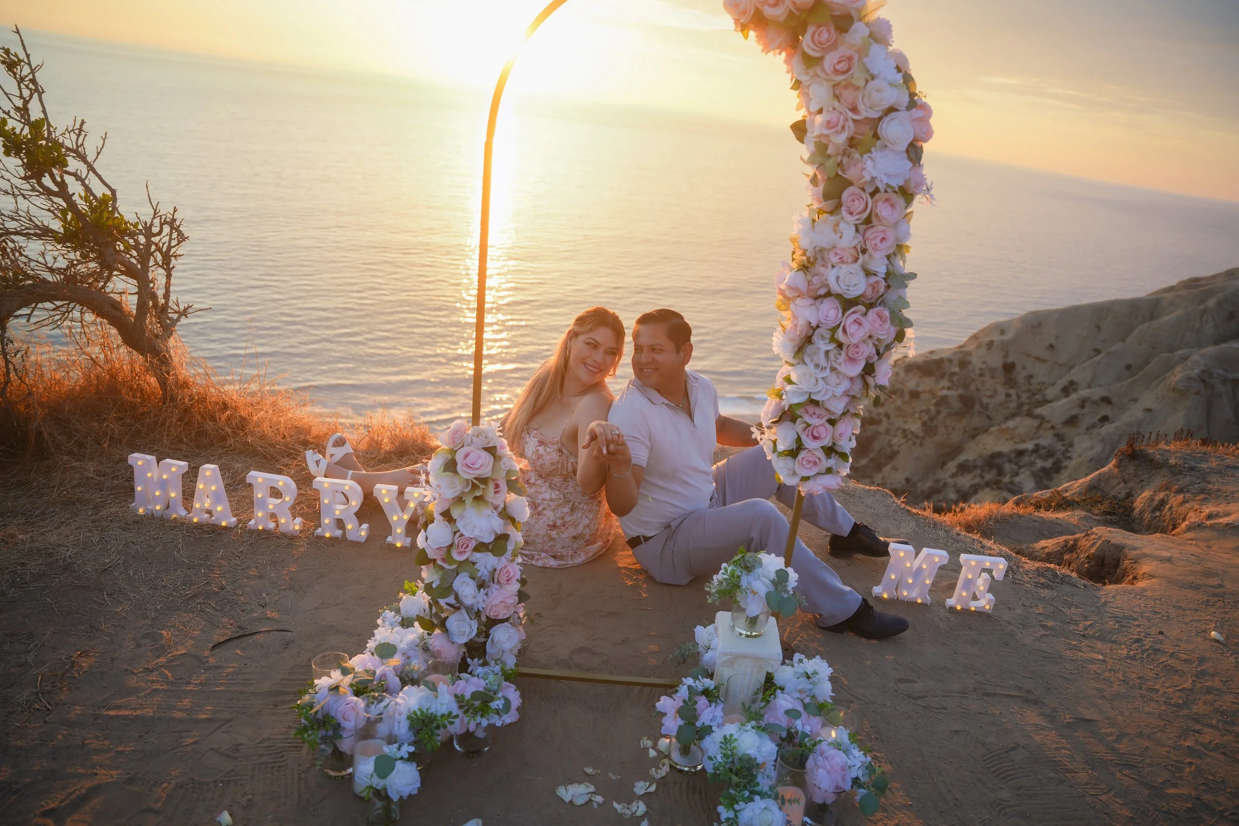 A Last-Minute Yes at La Jolla Gliderport | Jorge &amp; Michelle's Sunset Surprise Proposal Story