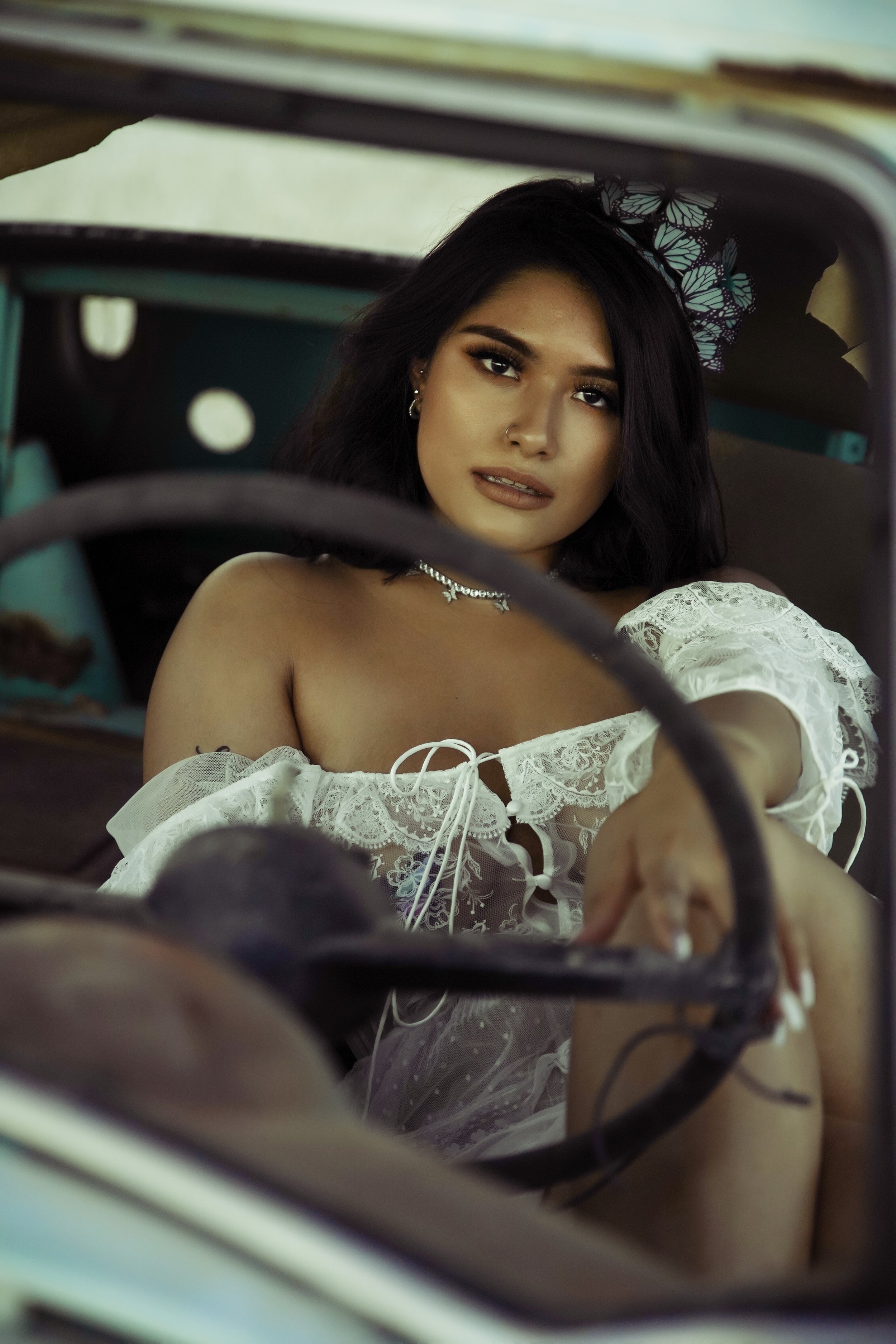 Creative photography session with Jess at Bombay Beach—where art meets expression in a surreal desert dreamscape. Bold compositions, raw emotion, and limitless imagination brought to life in every frame.