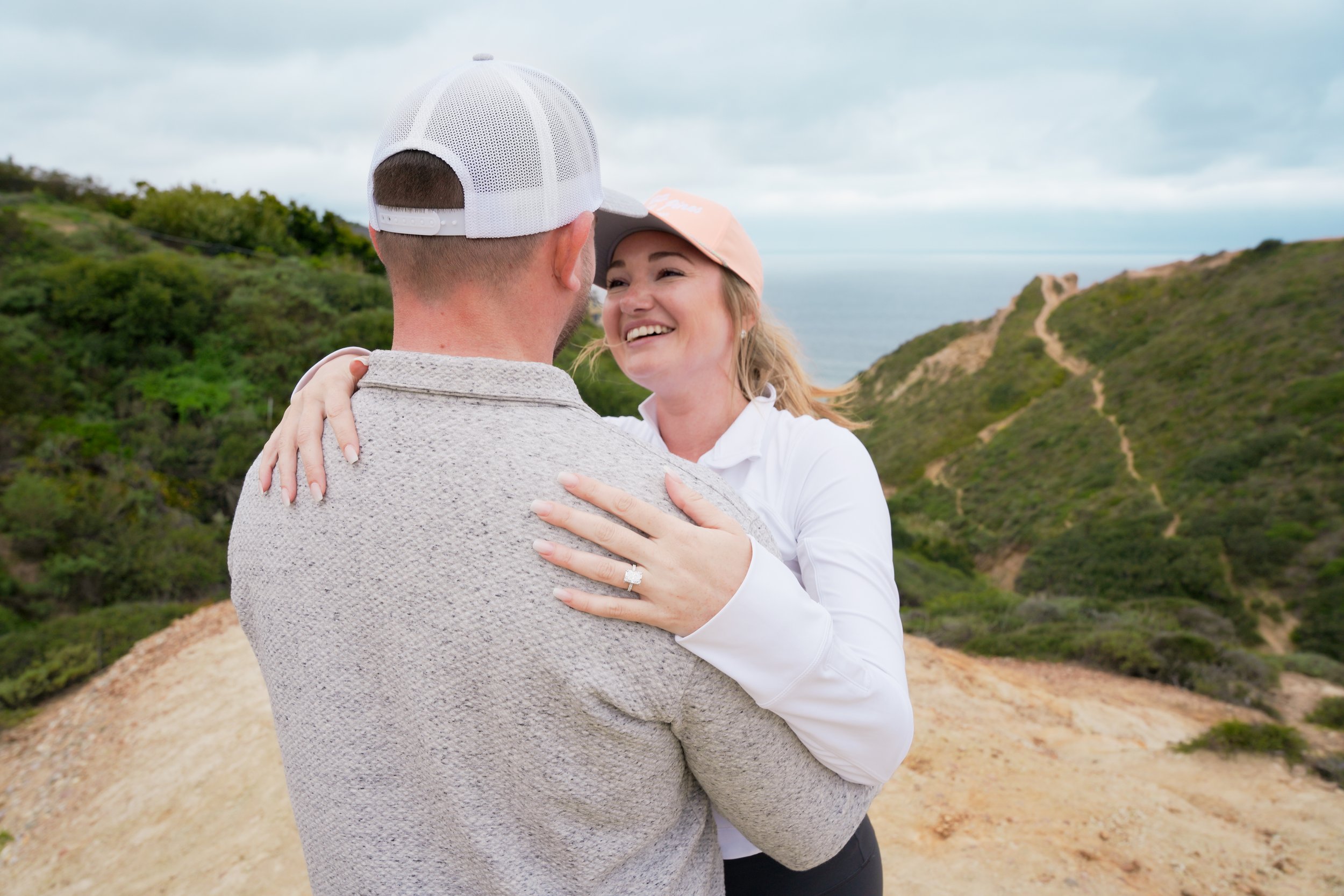 From a 9AM Instagram message to a 5PM surprise proposal on the Saigon Trail in La Jolla—this one was truly last minute. No meetings, just a lot of trust, charged gear, and coffee-fueled planning on the road. We pretended to be tourists, snapping land