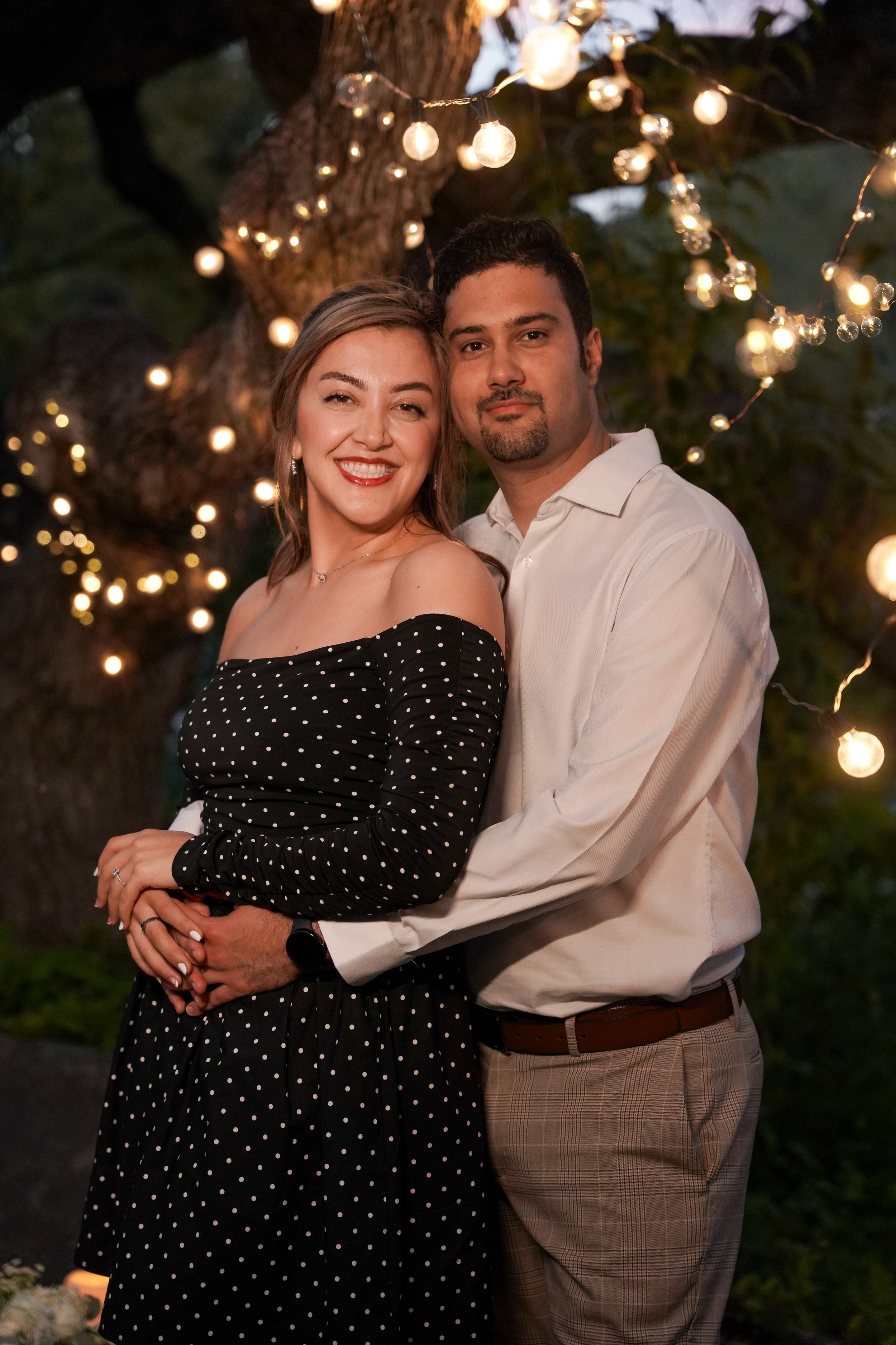 Surprise proposal photoshoot in Temecula, California featuring romantic estate views and candid engagement photography. Perfect for couples planning a private and unforgettable “Will you marry me?” moment.