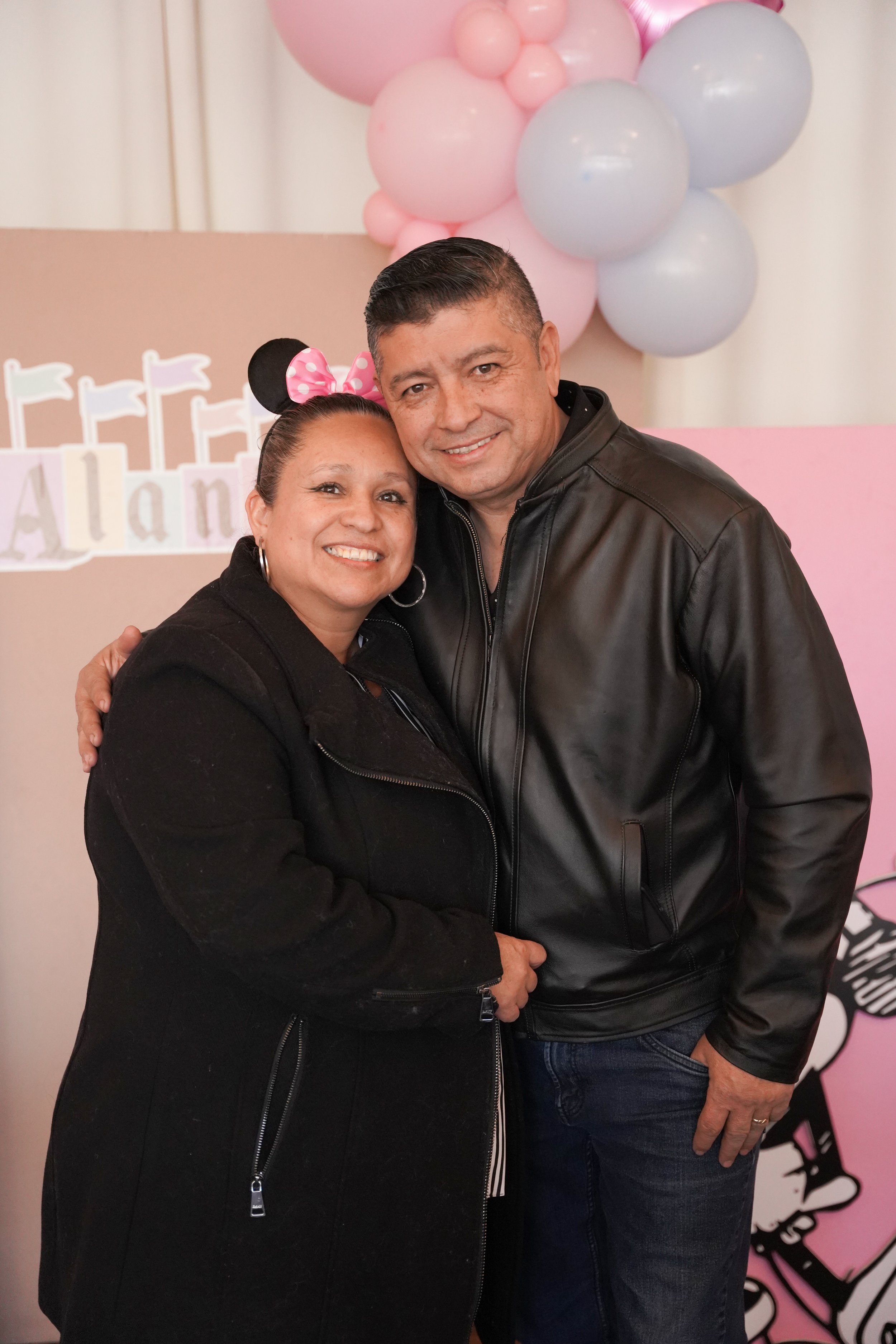 Celebrating baby’s first birthday with sweet newborn photography and a small event in Riverside, CA—capturing giggles, cake smashes, and the love that made year one unforgettable.