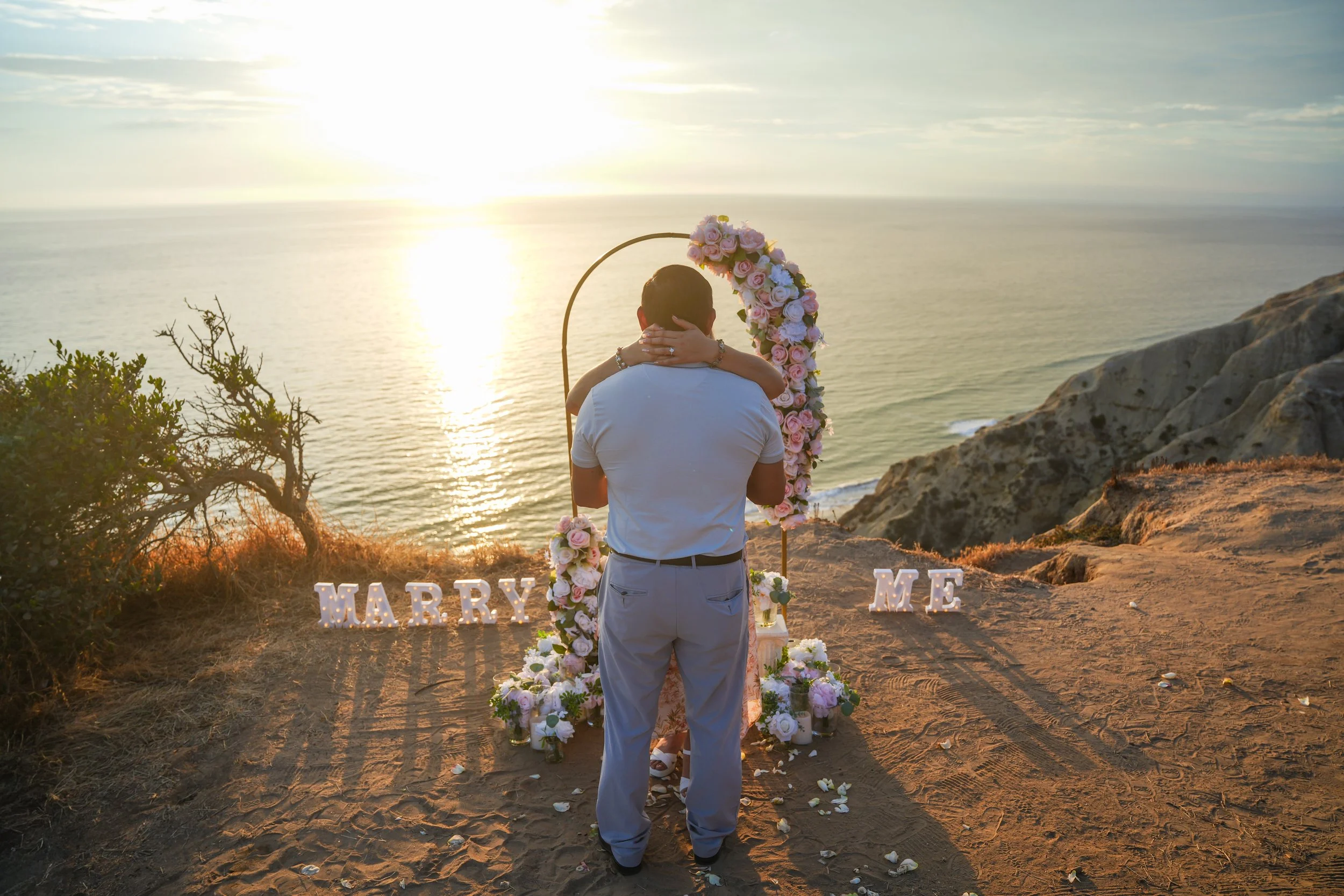La Jolla Gliderport Engagement Photos