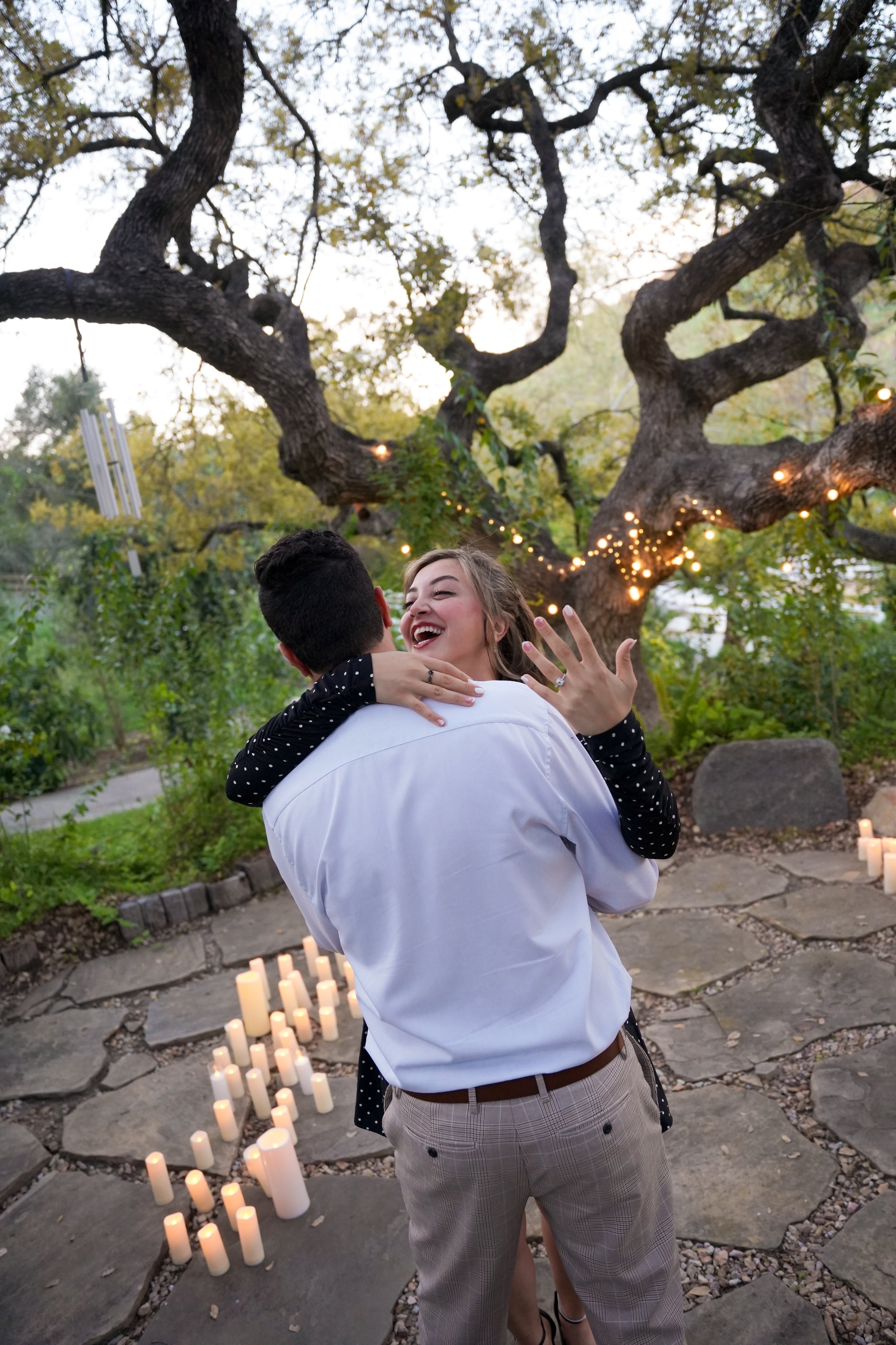 Surprise proposal photoshoot in Temecula, California featuring romantic estate views and candid engagement photography. Perfect for couples planning a private and unforgettable “Will you marry me?” moment.