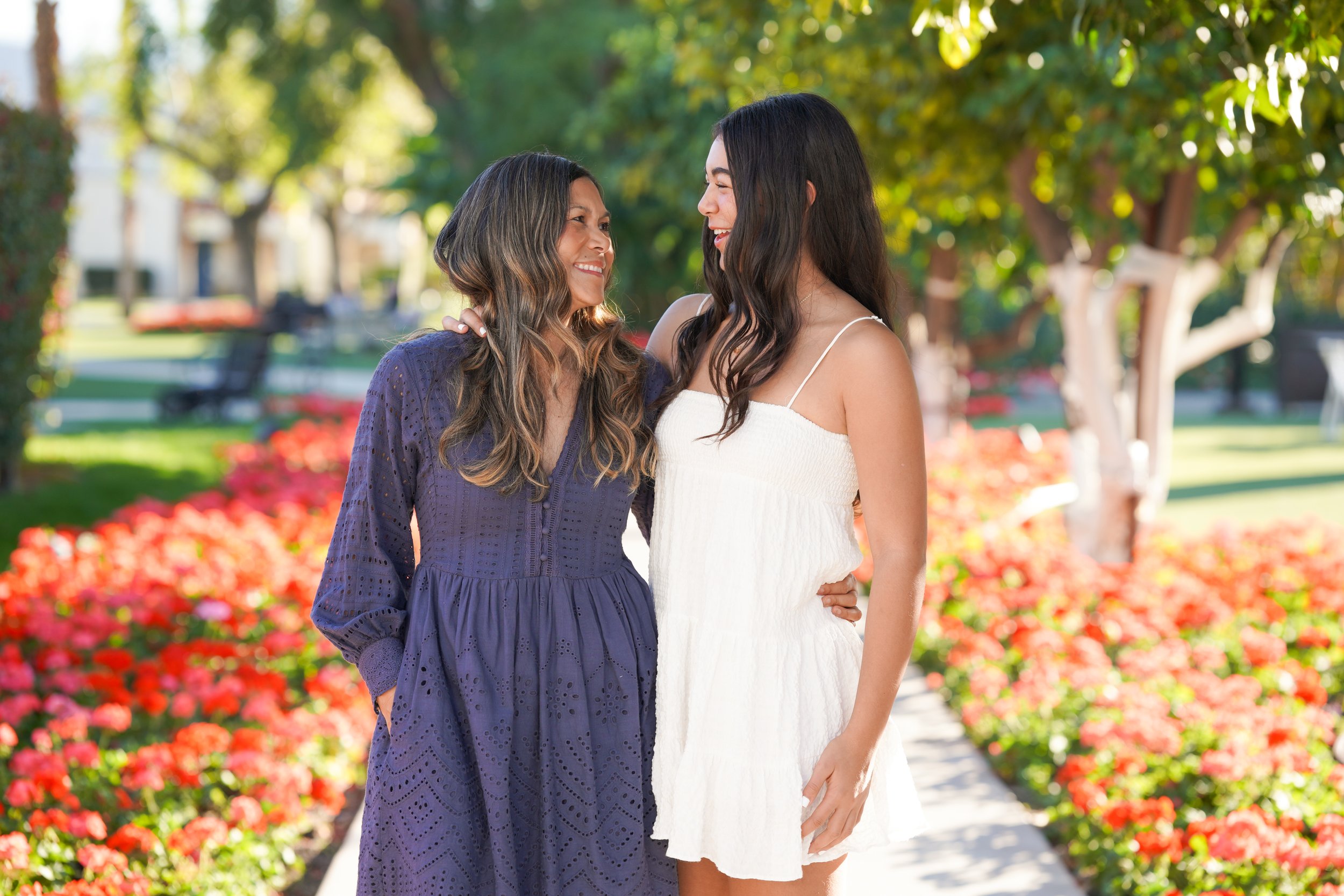 Family photography in Palm Springs capturing the joy of spring and summer road trips—sunshine, laughter, and unforgettable moments. Timeless portraits that celebrate love, adventure, and making new memories together.