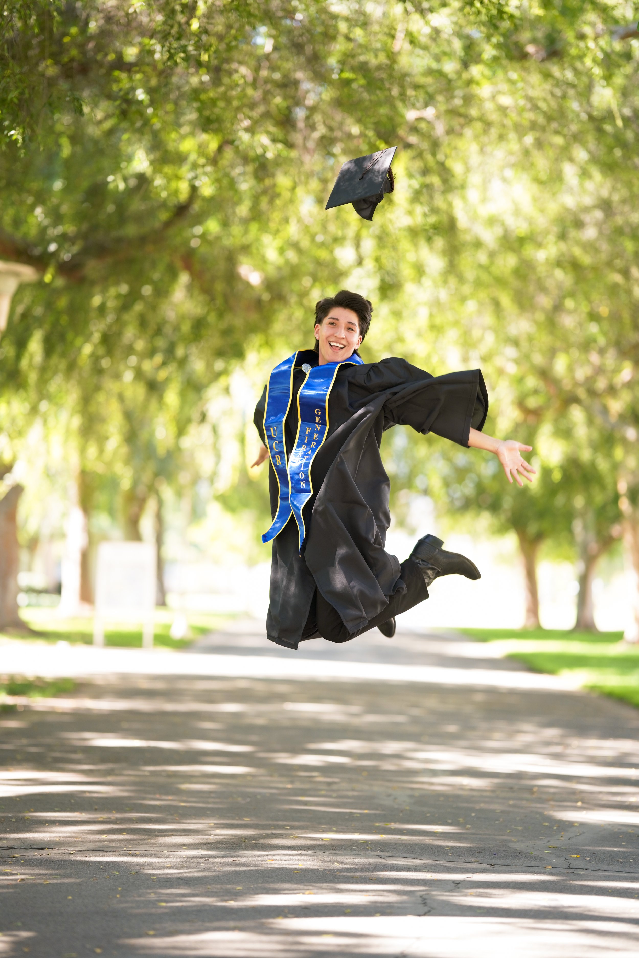 Celebrating a major milestone at UC Riverside! This graduation photoshoot captured the pride, joy, and accomplishment of earning a degree—set against the beautiful campus backdrops of UCR in Riverside, CA. A moment worth remembering, forever preserve