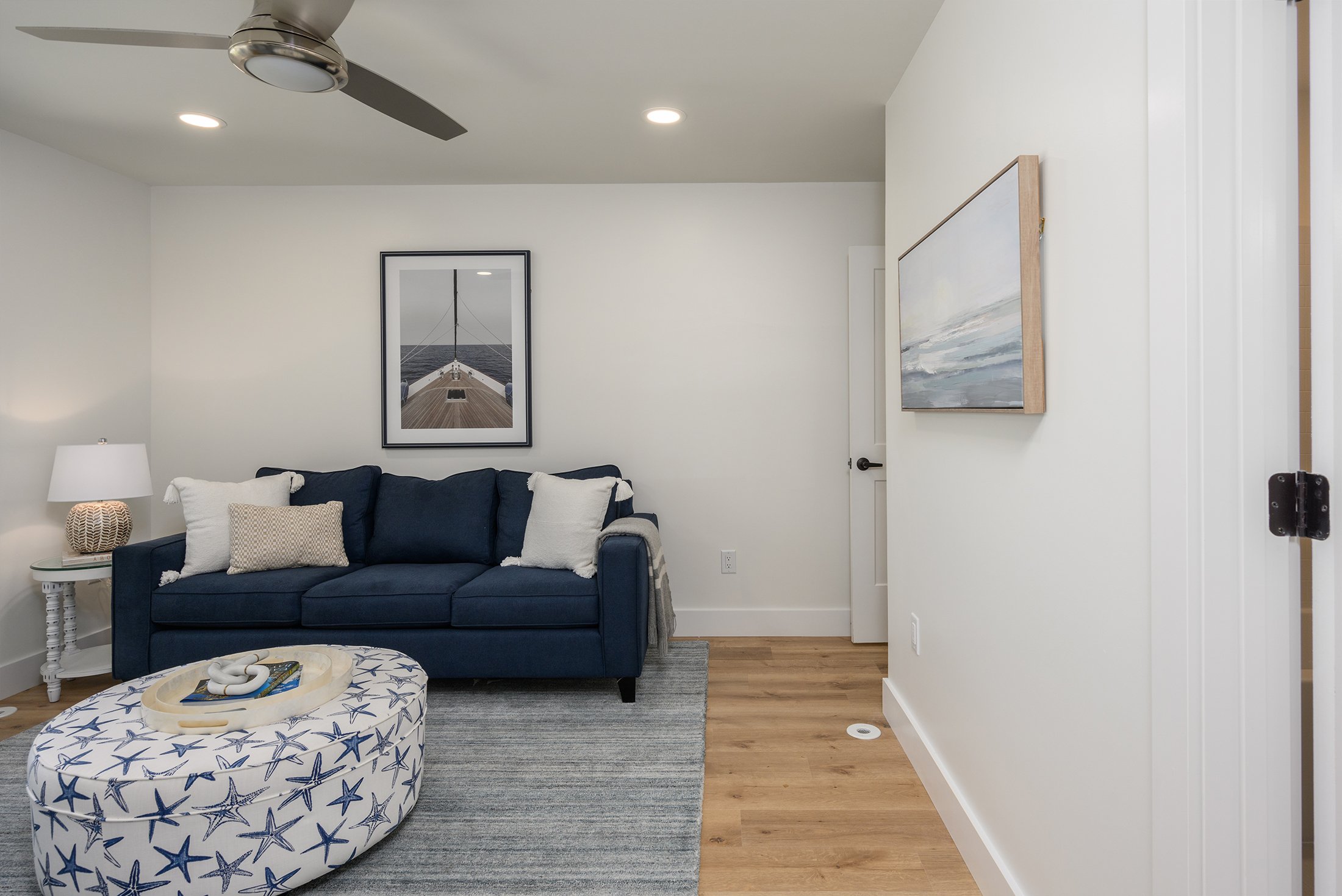 Bedroom/sitting room