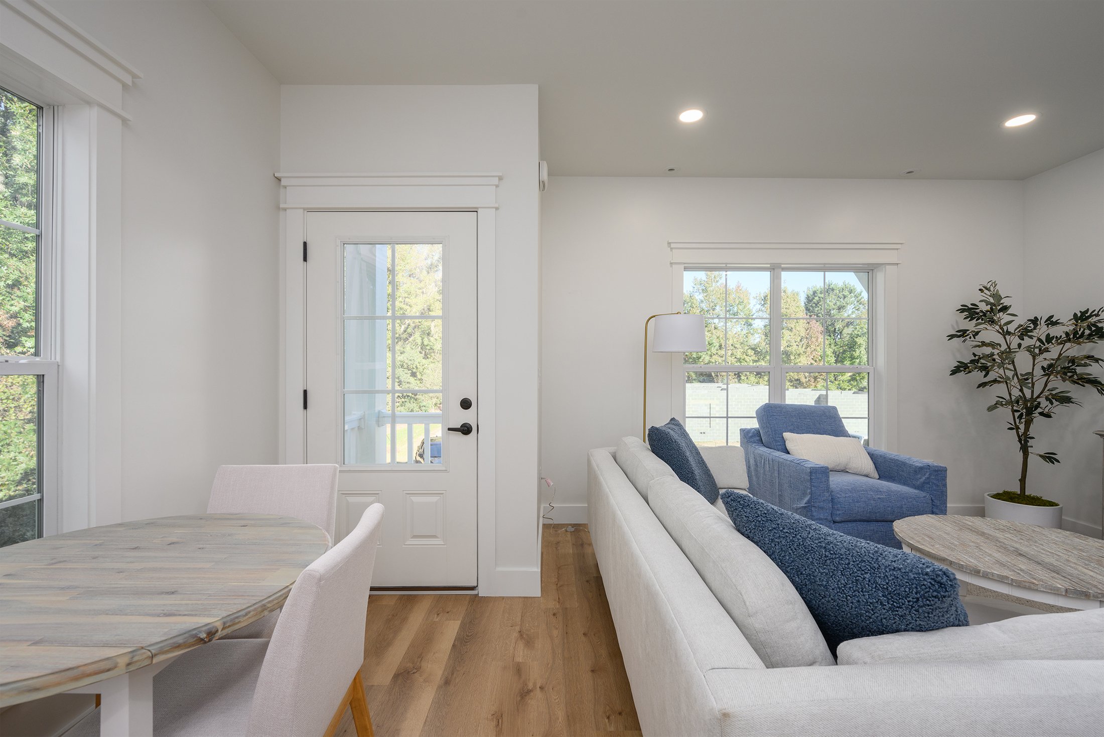 Dining/Living Room