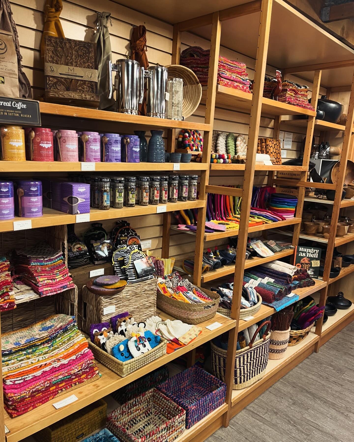 Anchorage folks, these shelves are about to be restocked with coffee! @grassrootsfairtradeak got a delivery of some freshly roasted beans today! Thank you so much for supporting them, and us, and almost selling them out of coffee! ❤️

We have been wo