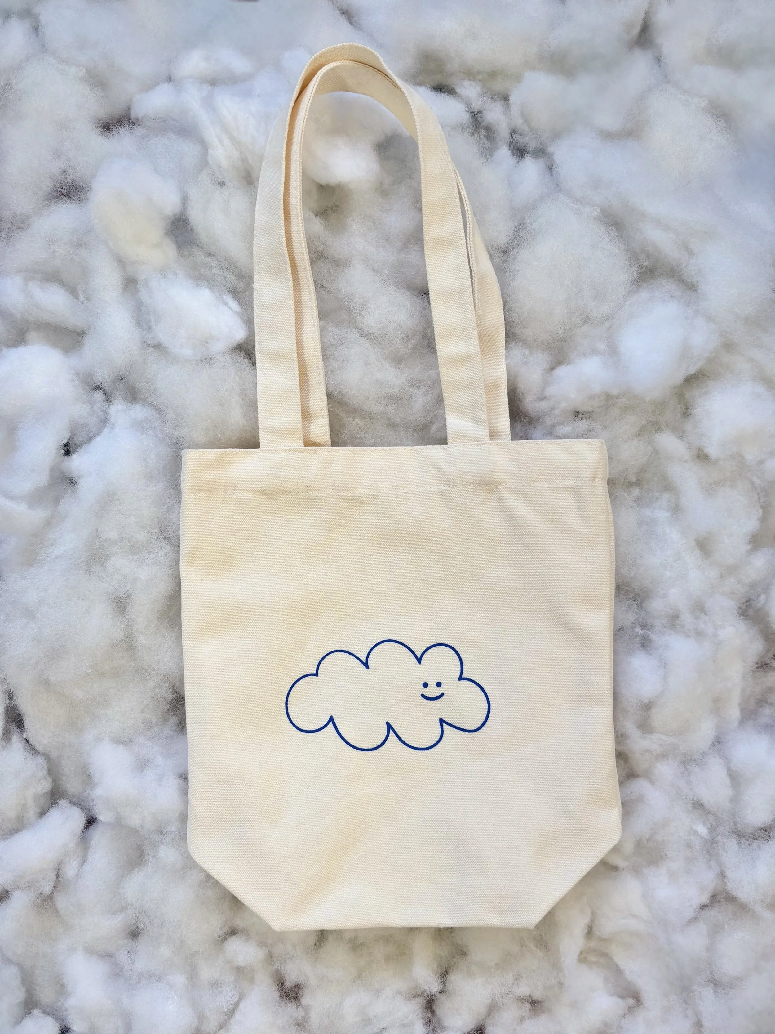 the carry a cloud tote