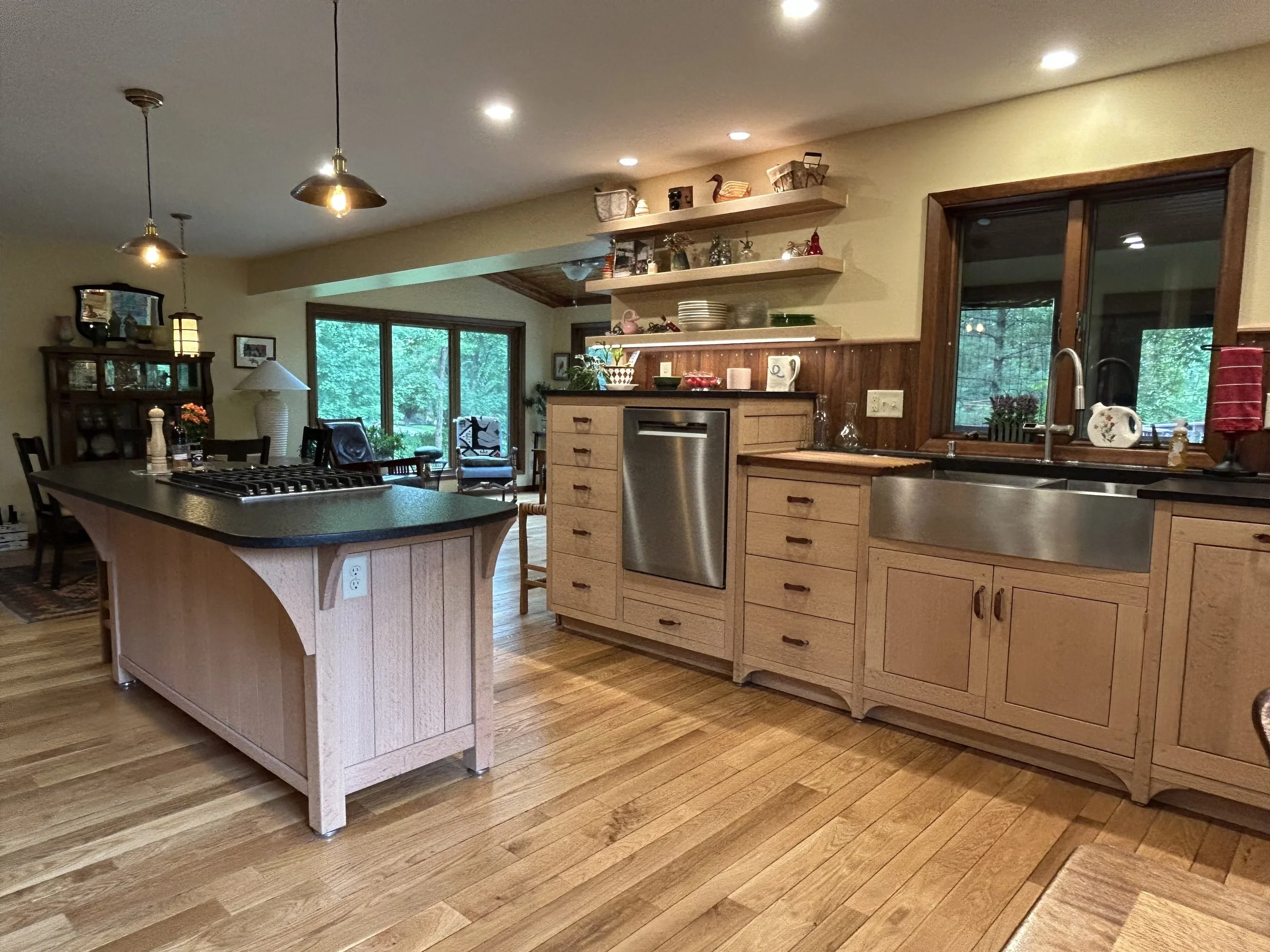 7399 Kitchen 7.jpeg
