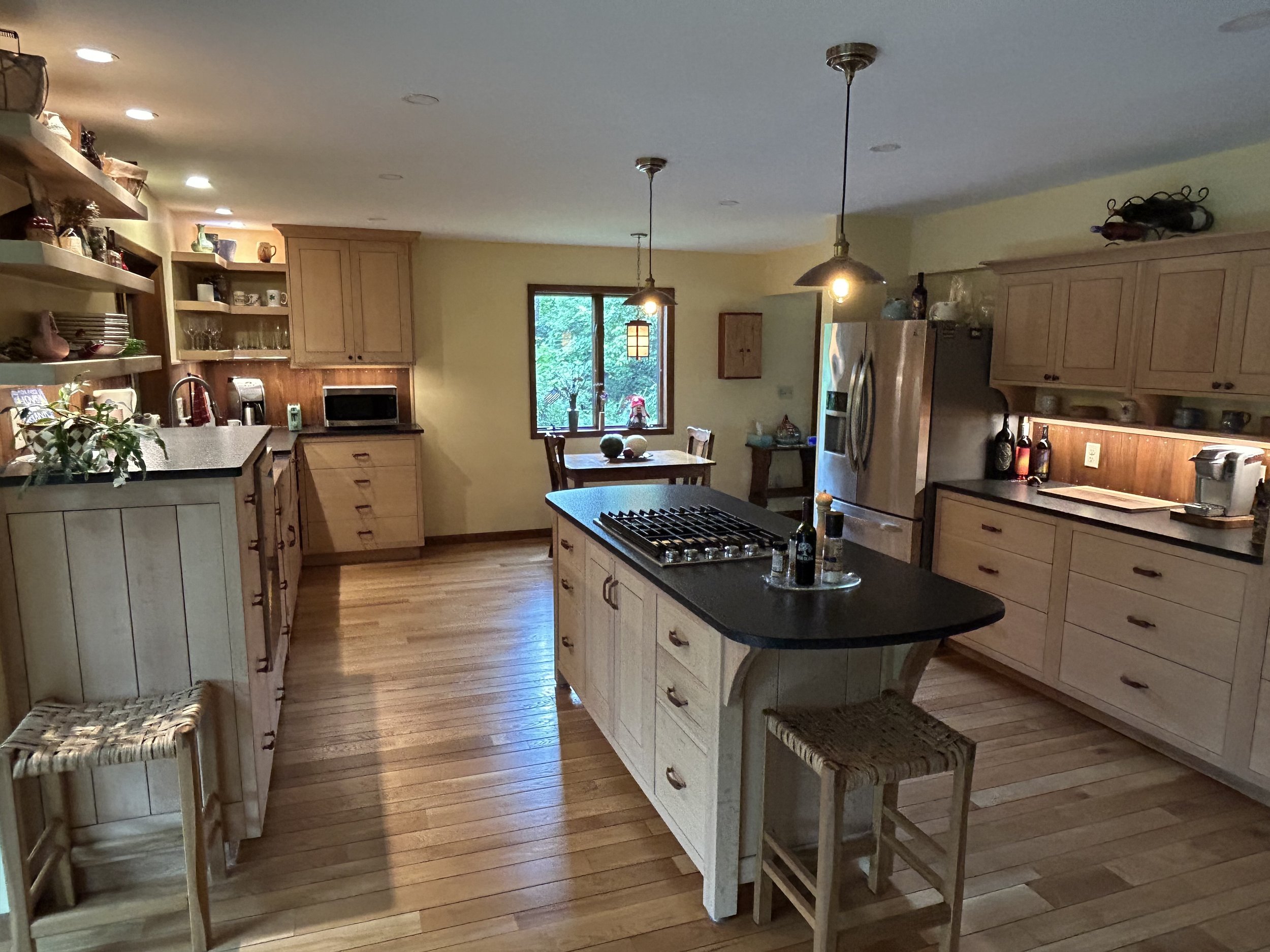 7399 Kitchen 4.jpeg