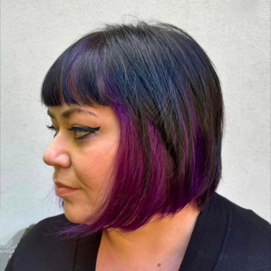 A fun pop of color by our @lizzybunnytail