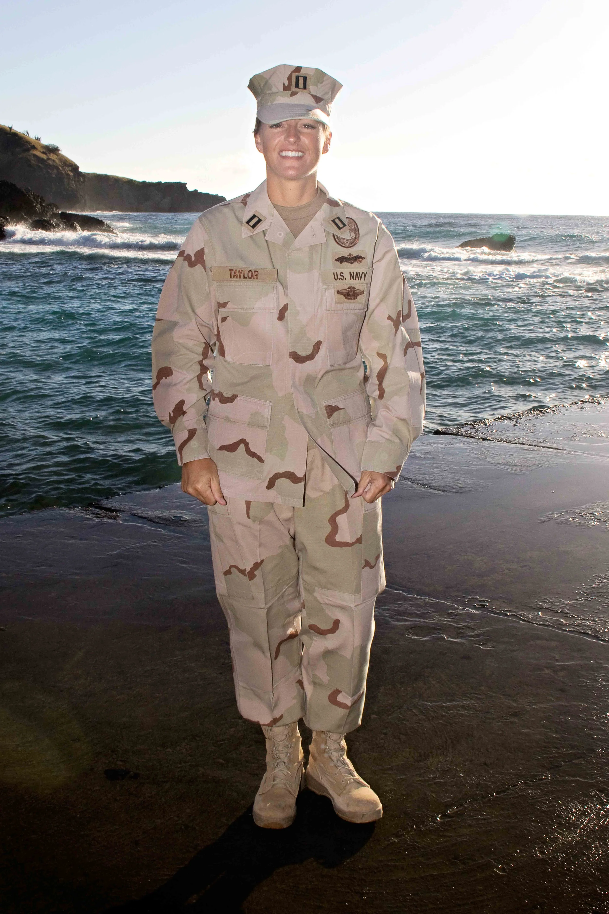 military-holly-taylor.jpg