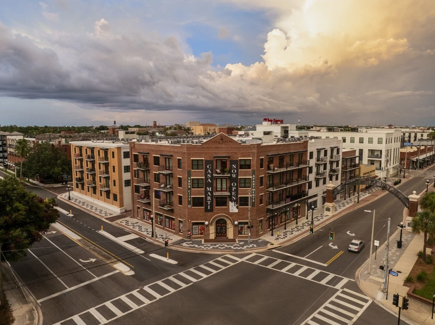 Casa Marti sits at the entrance to historic Ybor City at East 7th Avenue and Nuccio Parkway. The project includes 127 multi-family residences and 6,500 square feet of retail, designed to feel connected to the neighborhood and its energy.

Architectur