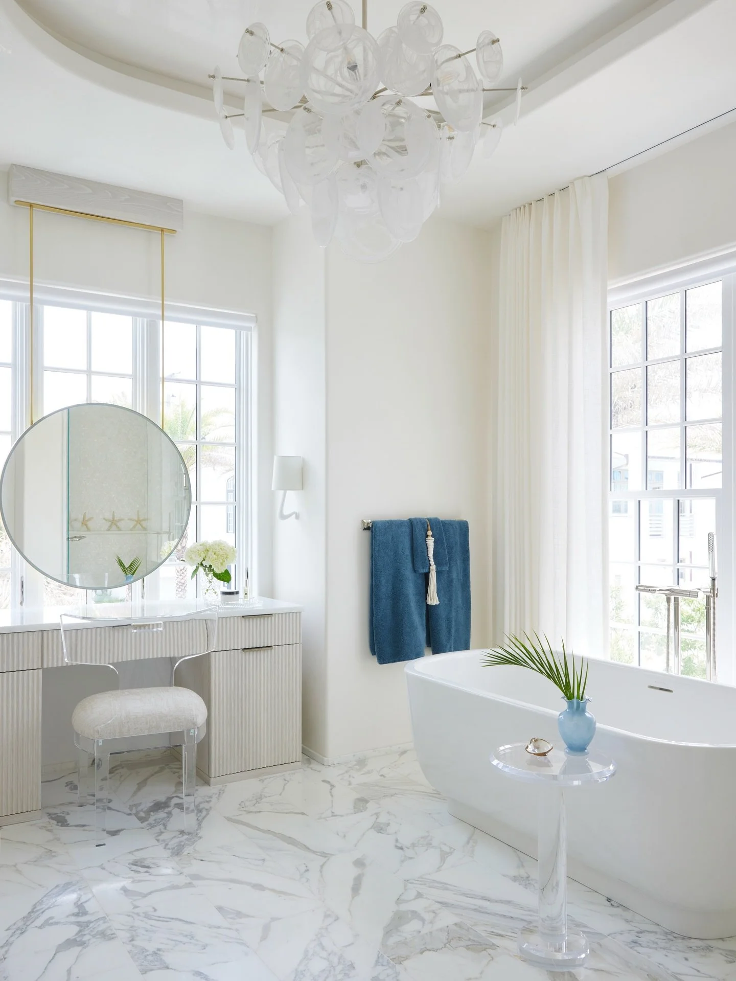Stepping into the new year with a moment of calm. 🤍
 This primary bathroom was designed as a quiet pause within a colorful home with layered whites, soft textures, and uninterrupted views of Turtle Bale, all inspired by Alys Beach&rsquo;s timeless w