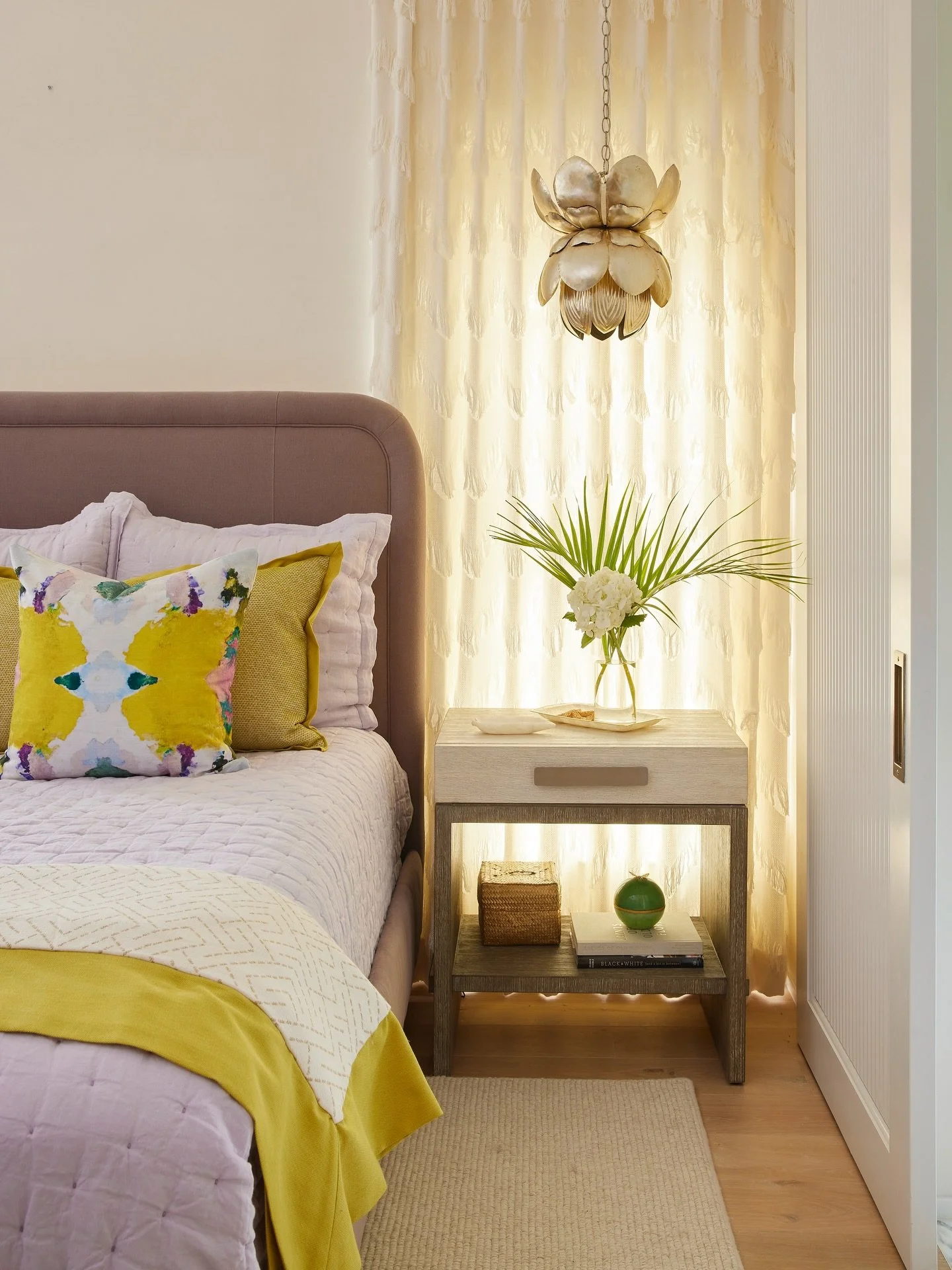 Inspired by the Emerald Coast sunsets, each bedroom in this private residence in Alys Beach tells its own story&mdash;layered and full of life. This home was designed to feel as vibrant as its surroundings. 

Now featured in @floridadesign! 

Photogr