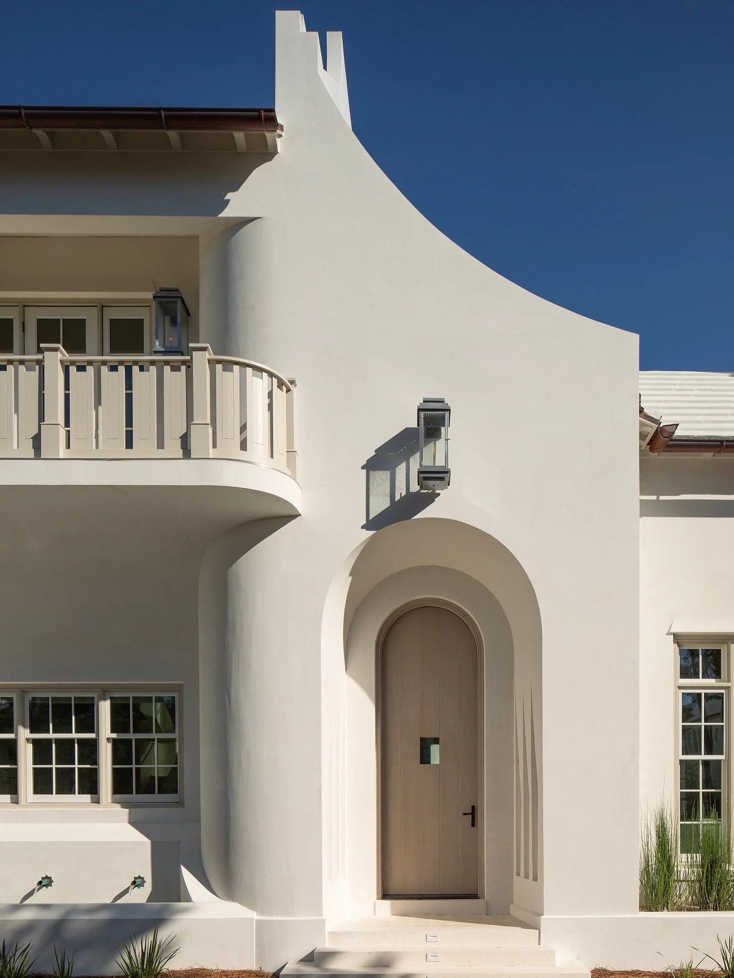 Defined by clean lines and enduring detail, this Alys Beach residence embraces the principles of classical architecture &ndash; balanced, intentional, and timeless. 

Photography: @jack.gardner.photographer 

#residentialarchitecture #residentialdesi