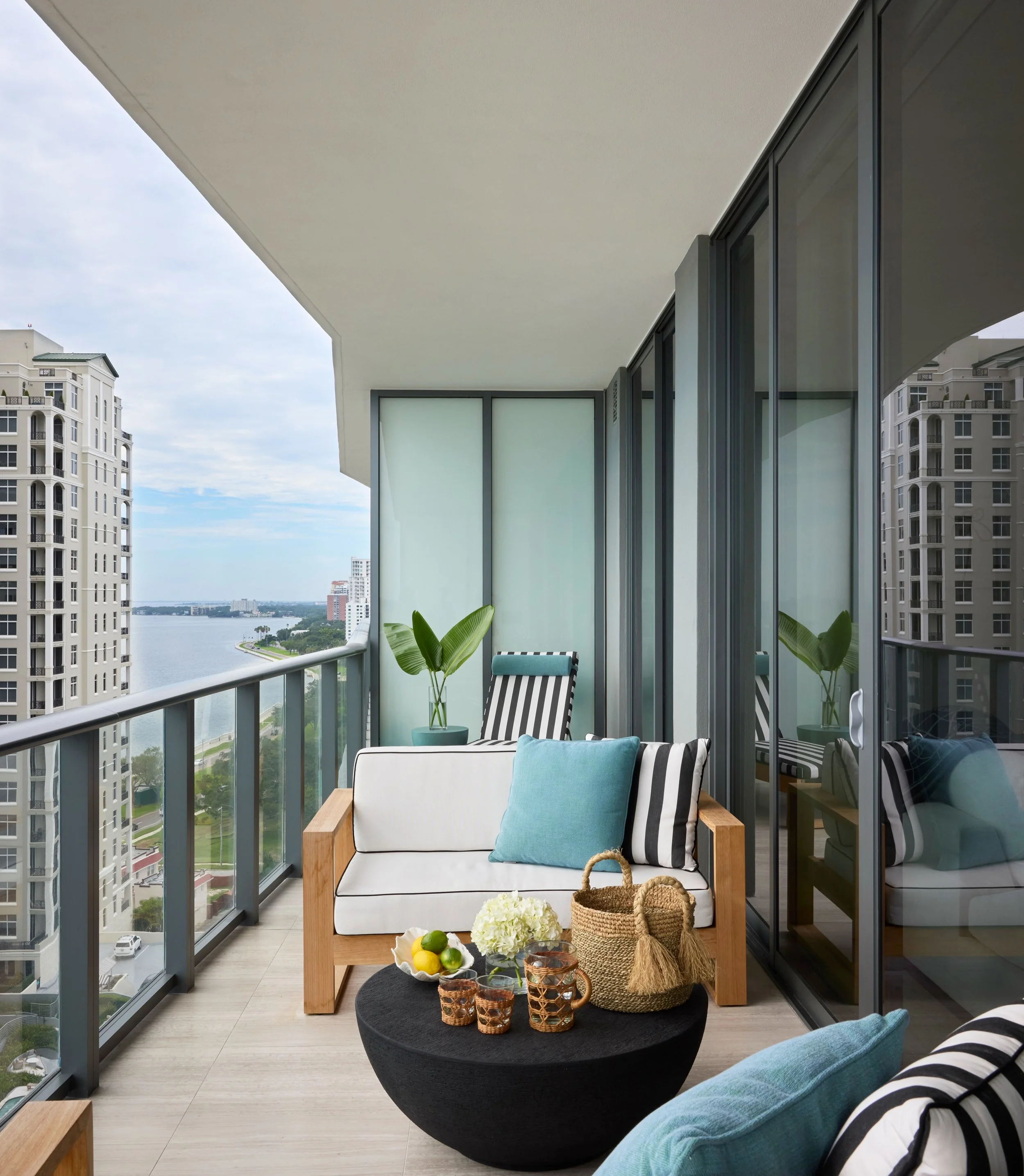 A look inside our recently completed private residence at The Ritz-Carlton Residences Tampa.

With views overlooking Bayshore and a more intimate footprint, the design was all about making the most of the space while keeping it refined, comfortable, 