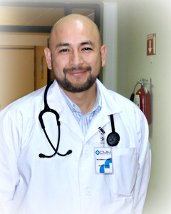 Dr. Gabriel Omar Ramos Orozco, Surgical Oncologist at CMN Hospital, working alongside Dr. Edgar Payán as part of the multidisciplinary cancer care team.
