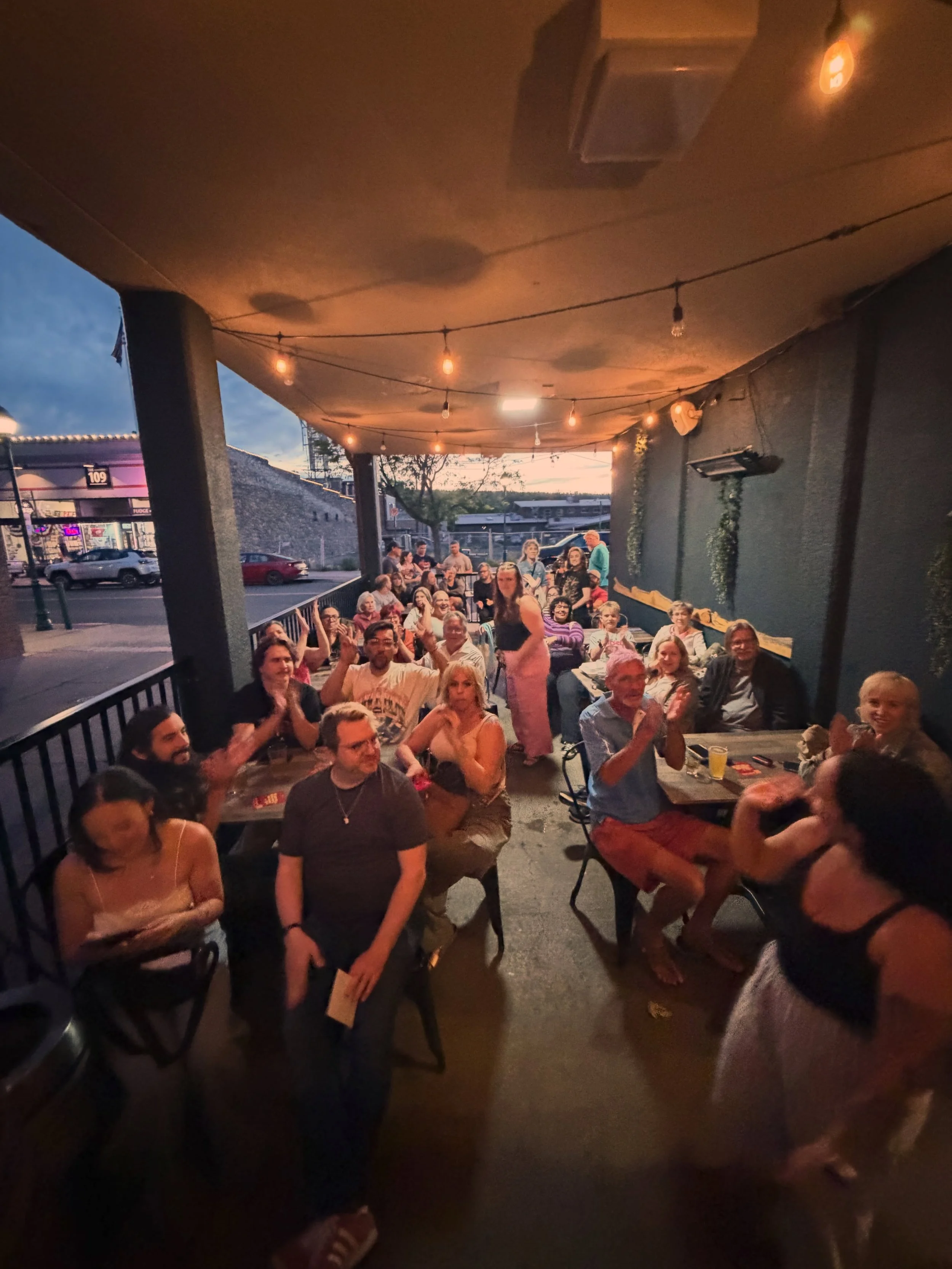 🎭❤️ We&rsquo;re still smiling from last week&rsquo;s exclusive sneak peek of I Love You, You&rsquo;re Perfect, Now Change on the Uptown patio.

Huge thanks to Theatrikos Theatre Company for bringing a little love, laughter, music, and beautifully aw