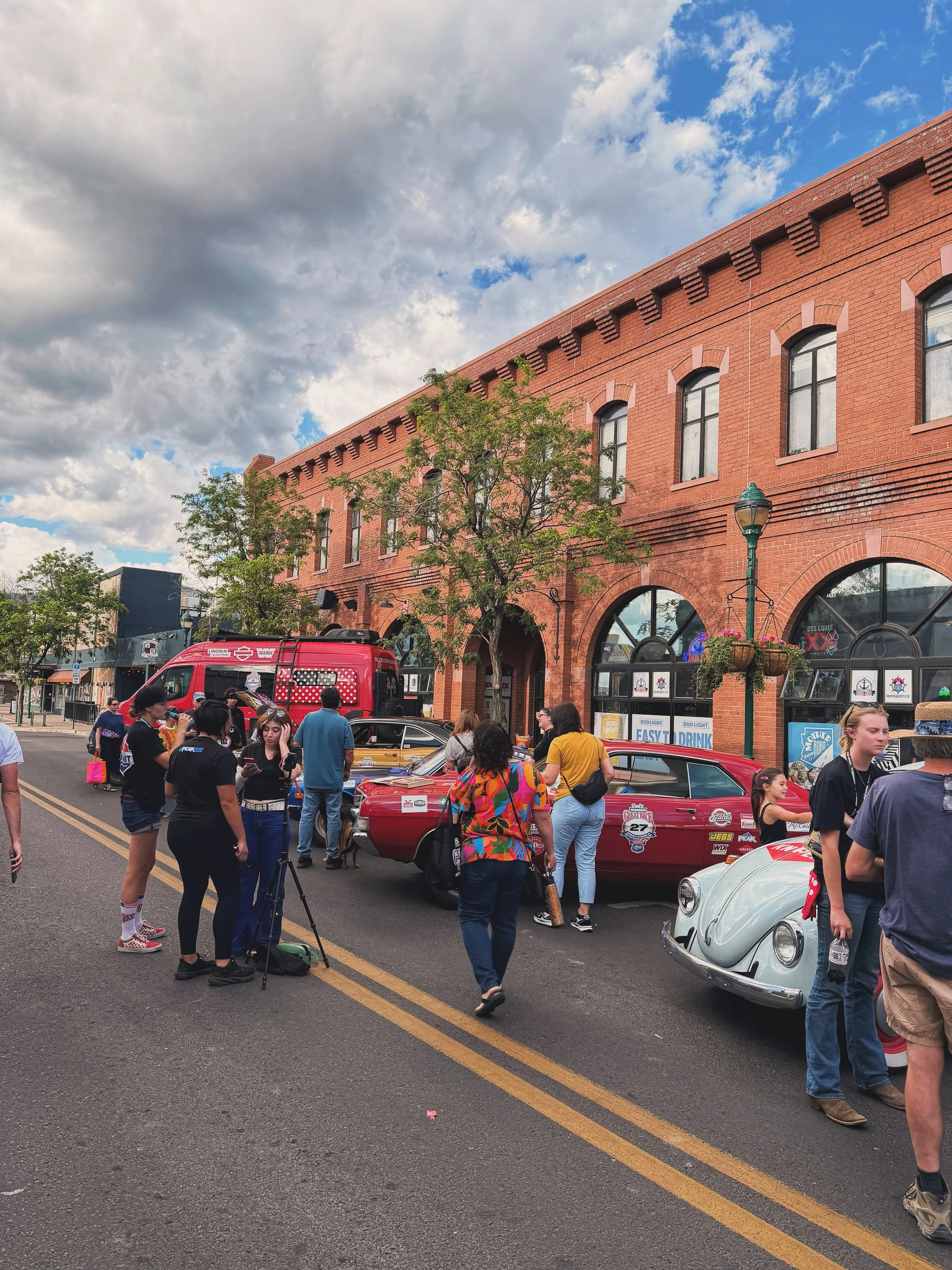 🚗✨ The Great Race has rolled into Flagstaff!

The 2026 Hemmings Great Race is making its stop downtown, bringing a lineup of incredible vintage cars through town as part of its Route 66 Centennial journey.

These beauties are traveling from Springfi