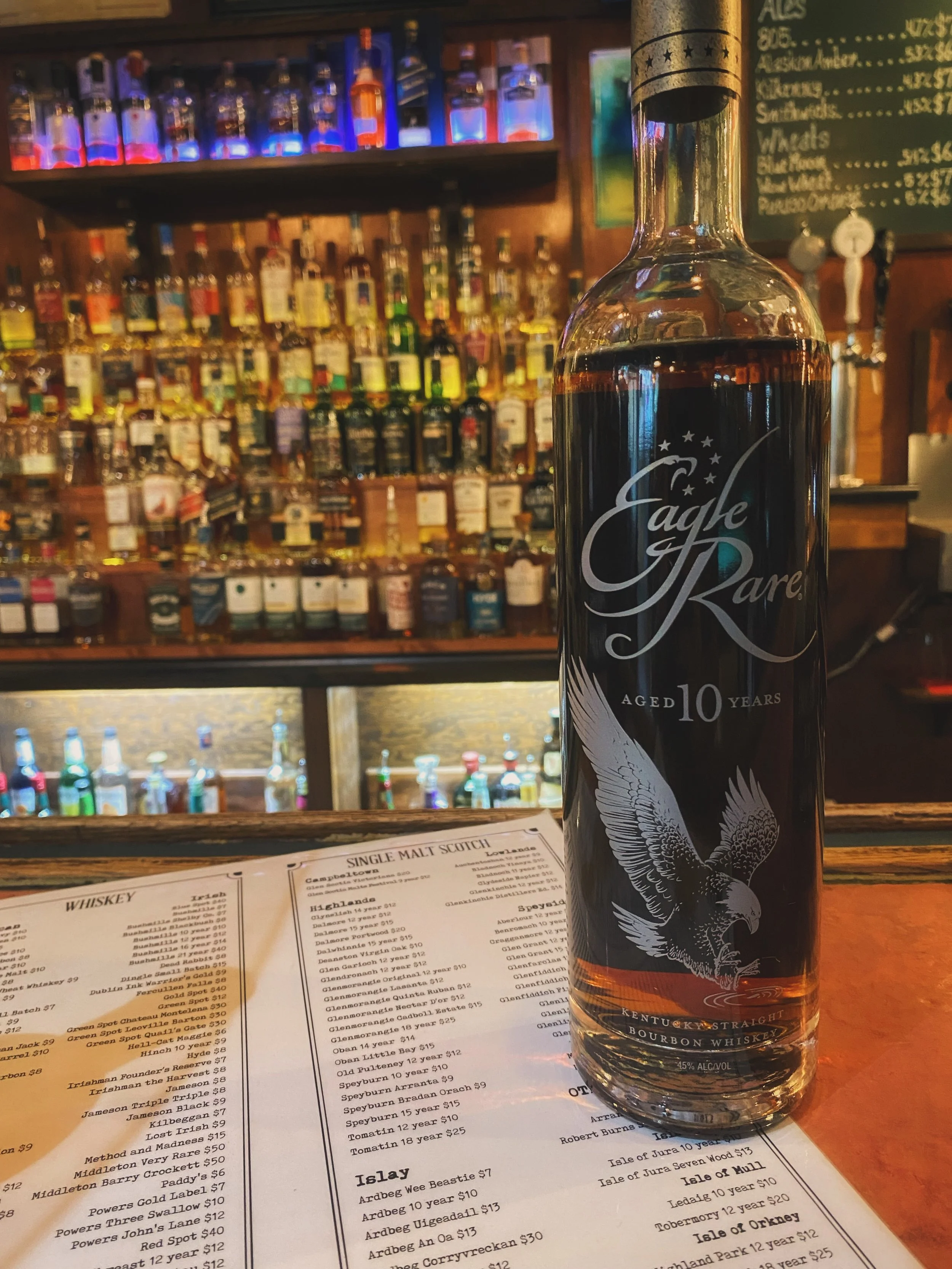 🥃 The weather may be cooling down fast, but we&rsquo;ve got plenty of ways to warm things back up.

A fine glass of Eagle Rare 10 Year Bourbon is a pretty solid place to start.

And if you haven&rsquo;t checked out our new bourbon selections yet, no