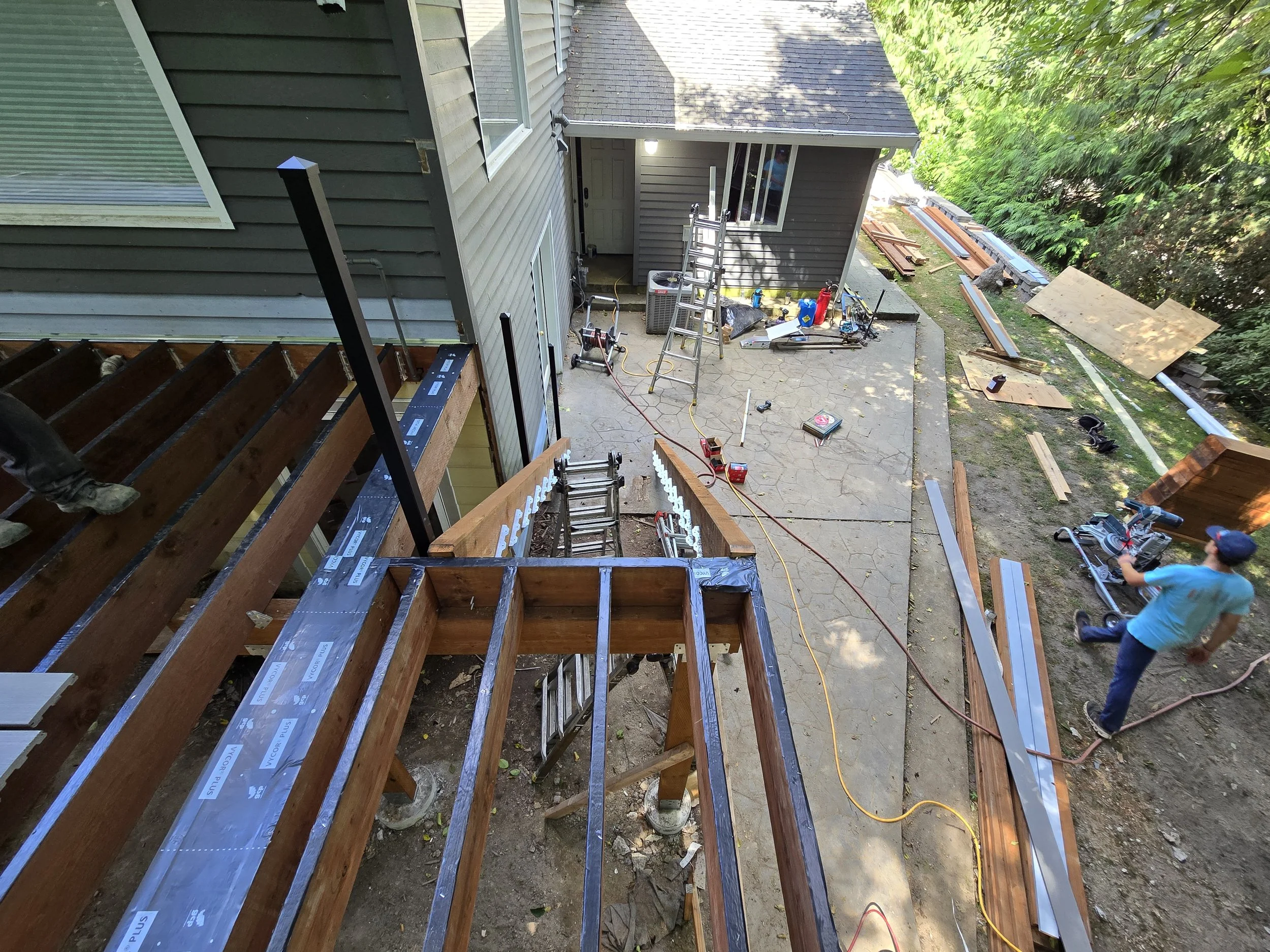 fall-city-deck-framing-06b.jpg