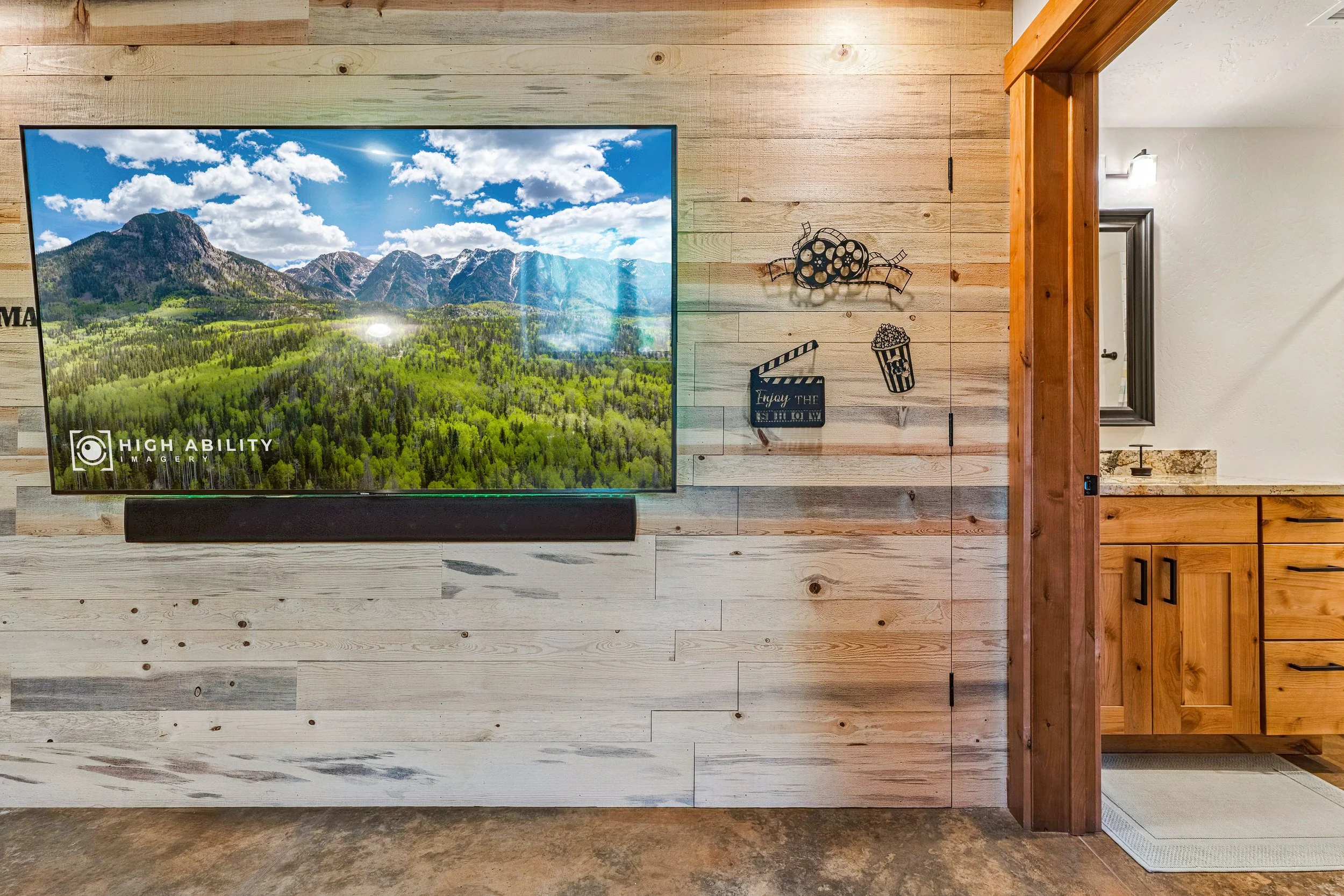 47-print-1022 Twin Buttes Ave -47.jpg