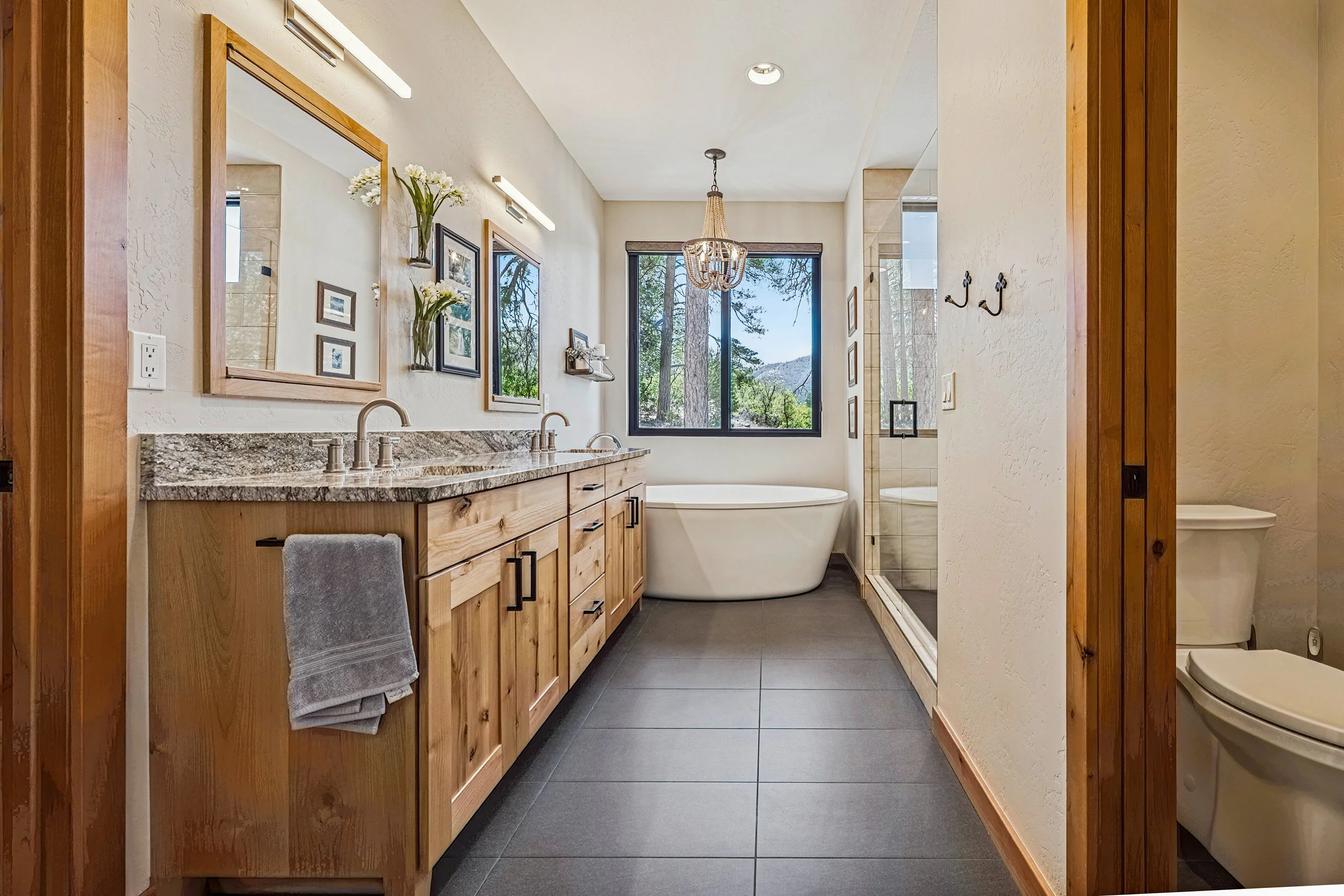 27-print-1022 Twin Buttes Ave -27.jpg