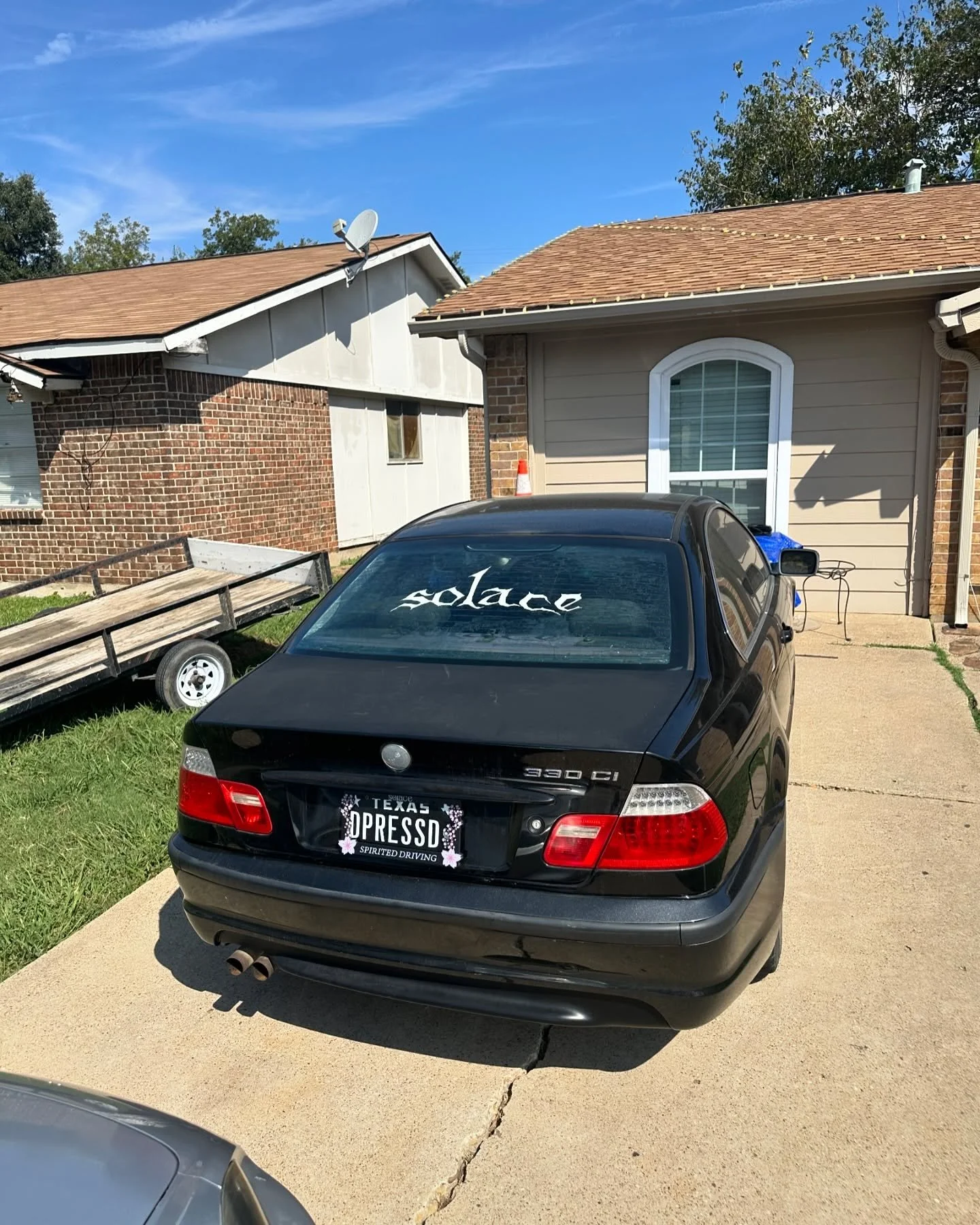 Decal Sample for the Halloween season 🎃 #solace ( ignore the bad tint removal job and the leveling/centering of the decal )