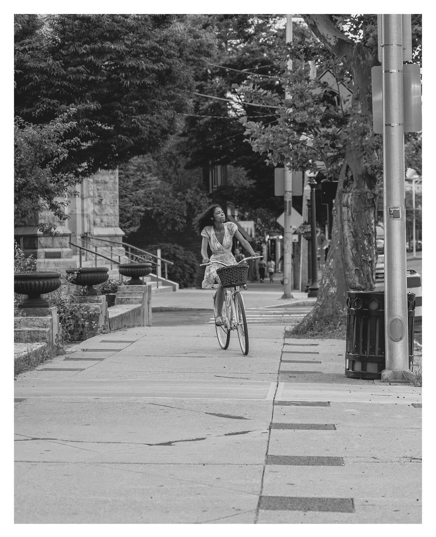 Stuck in the Past 

#danbury #ct #bicycle #cycling #summer #sundress #streetphotography #photo #photography #opticalwander #cpphotos #sony #sigma #a7iv