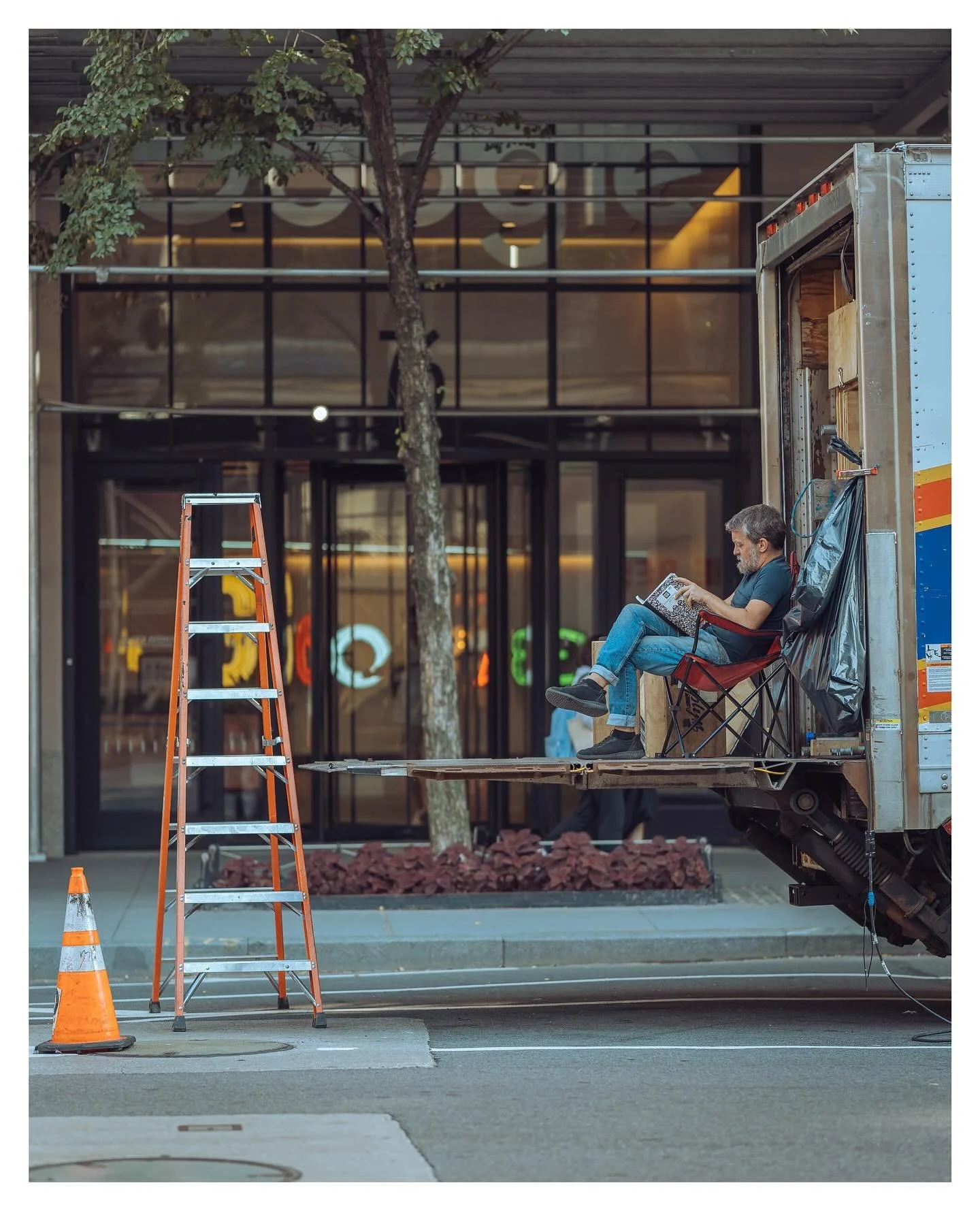 Accounting

#nyc #google #chelsea #newyorkcity #streetphotography #chelseamarket #photography #photo #sony #sigma #a7iv #opticalwander