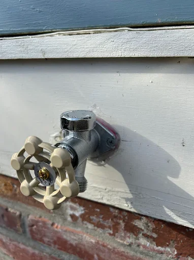 Exterior hose faucet
