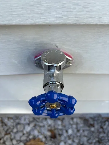 Exterior hose faucet