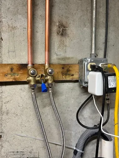 Laundry water connections