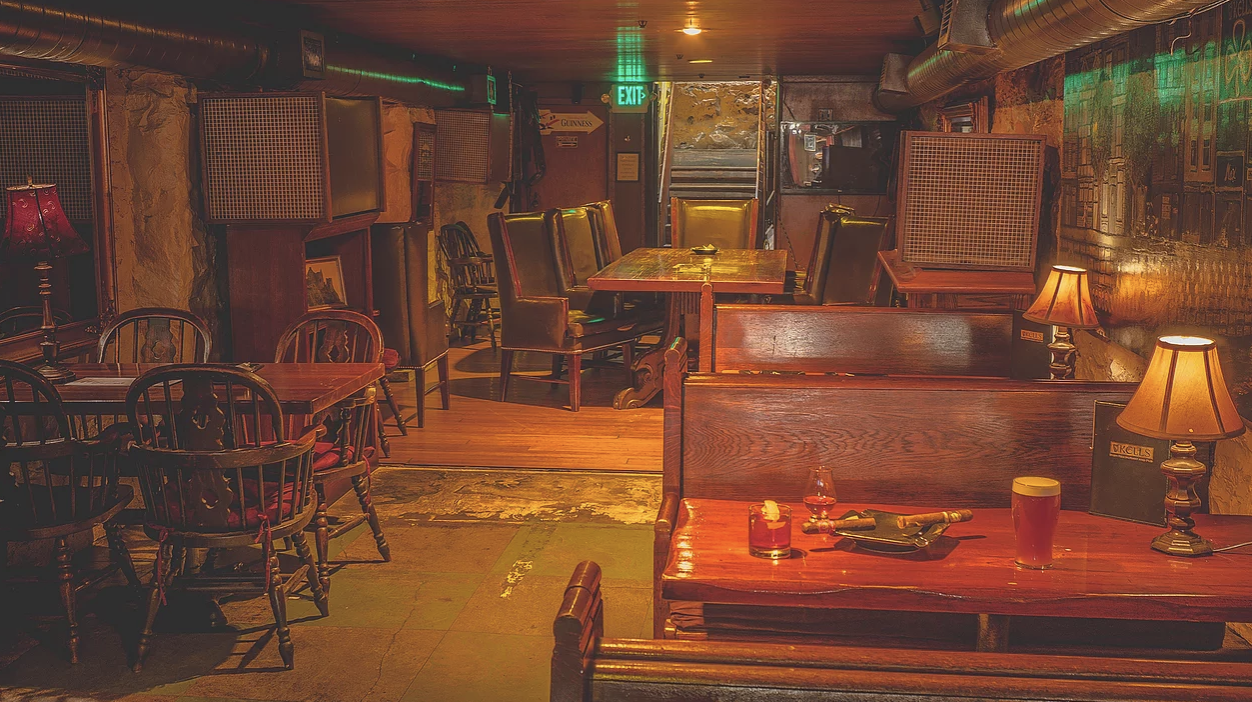 HAUNTED PUB TOUR PDX