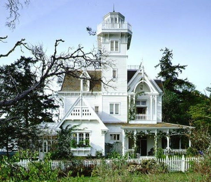 PRACTICAL MAGIC INSPIRED TOUR